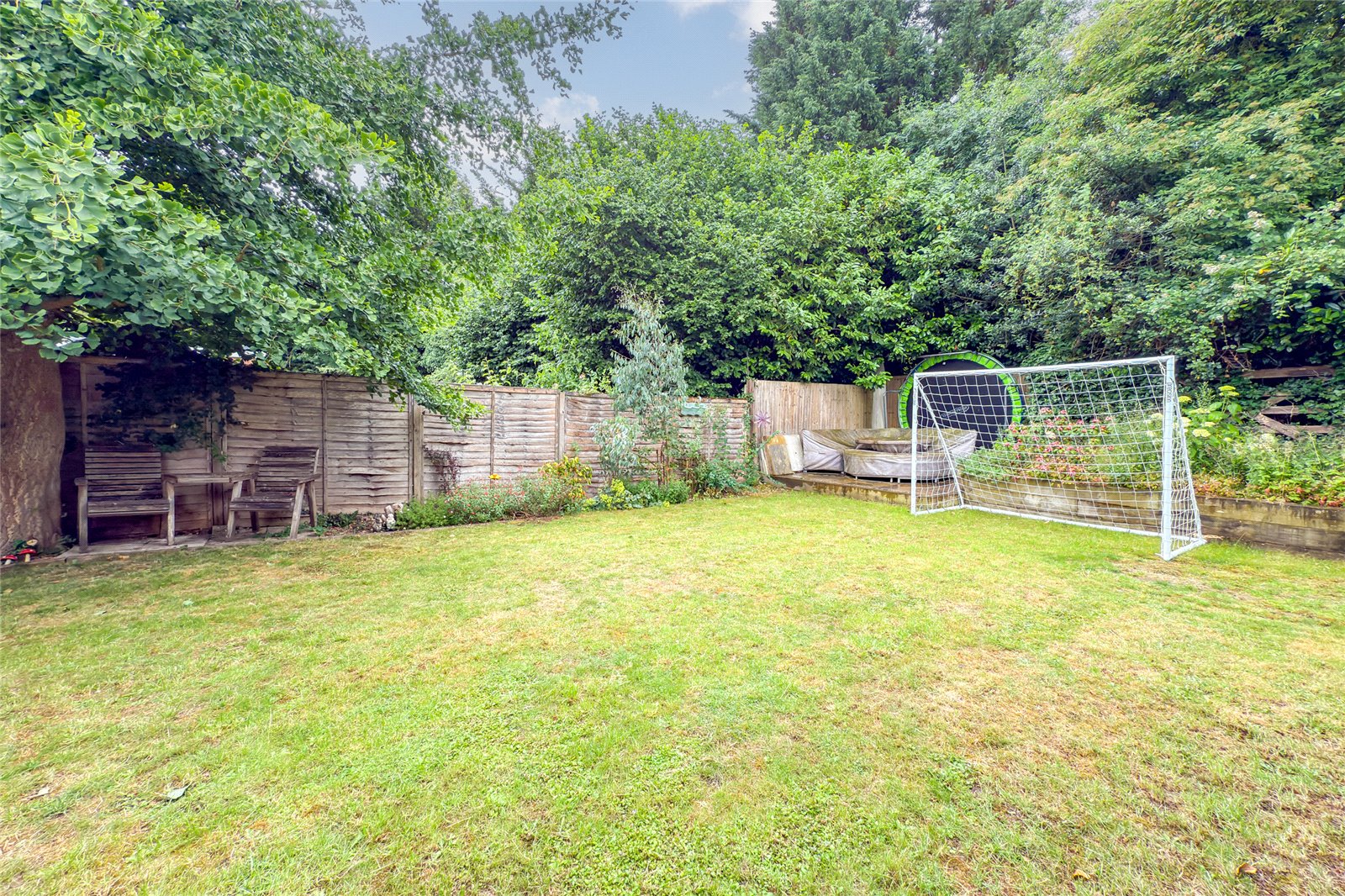 4 bed link detached house for sale in The Park, Redbourn, Hertfordshire, AL3  - Property Image 11