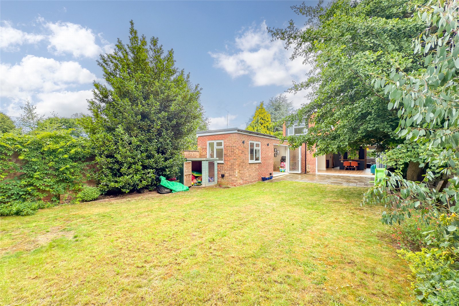 4 bed link detached house for sale in The Park, Redbourn, Hertfordshire, AL3  - Property Image 12