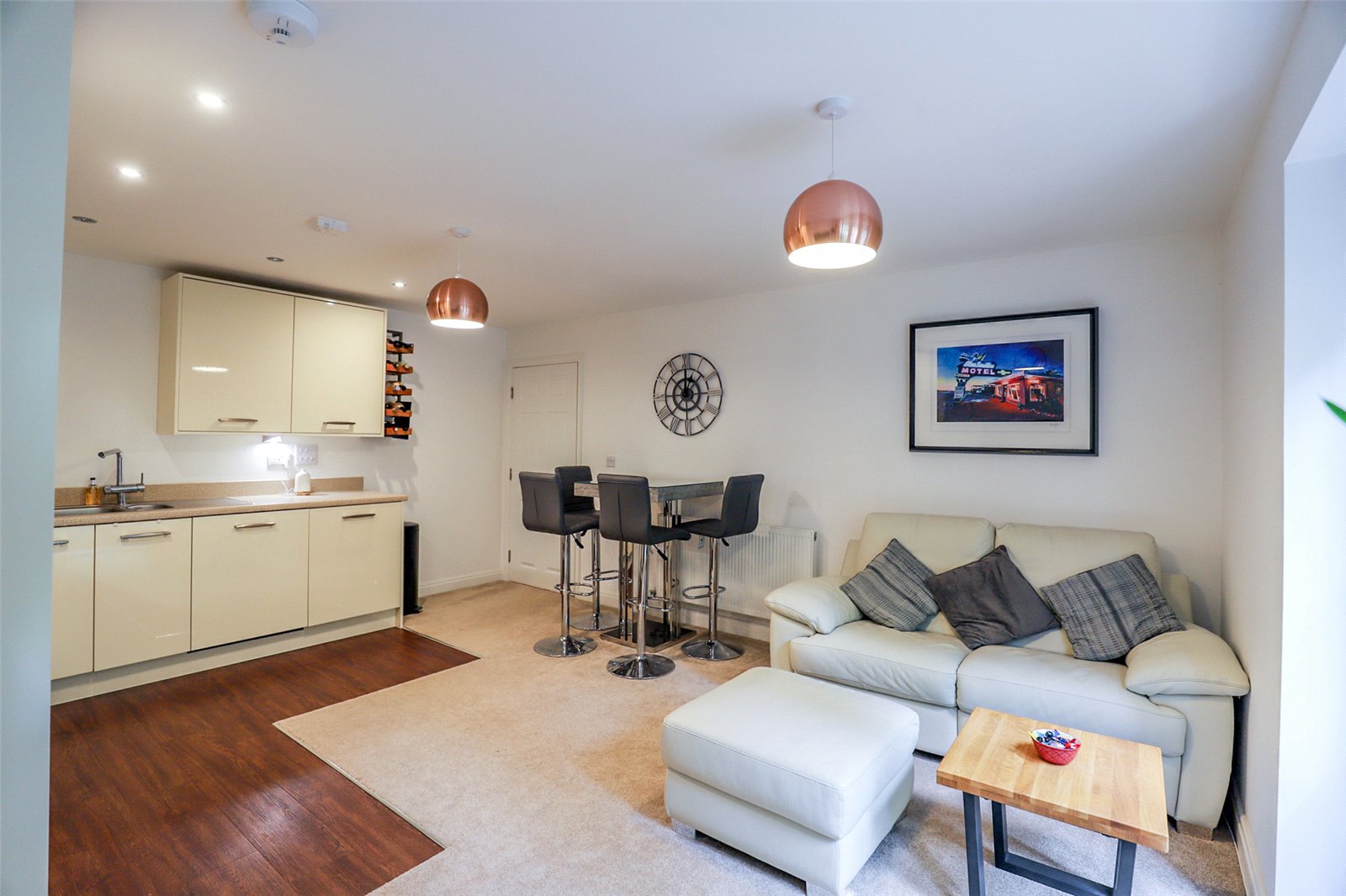 2 bed apartment for sale in Millstone Way, Harpenden, Hertfordshire, AL5 - Property Image 4