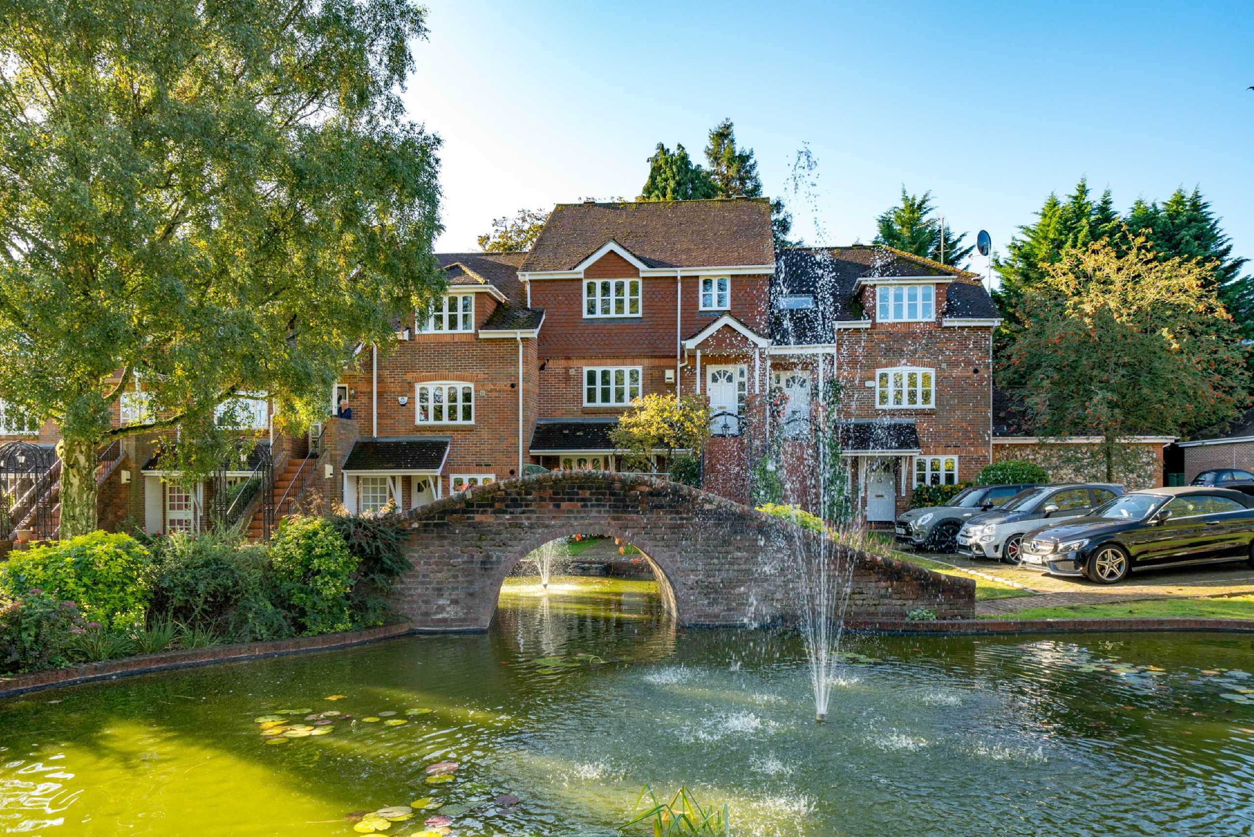 2 bed apartment to rent in Sir Josephs Walk, Harpenden, Hertfordshire, AL5  - Property Image 1