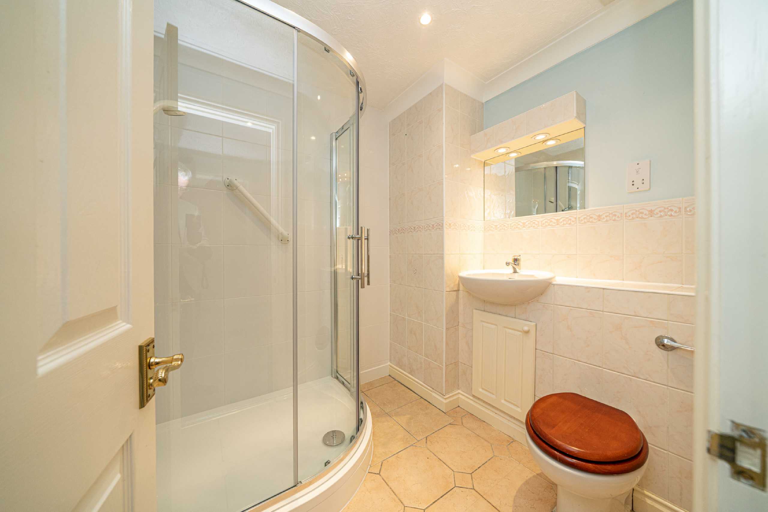 2 bed apartment to rent in Sir Josephs Walk, Harpenden, Hertfordshire, AL5  - Property Image 8