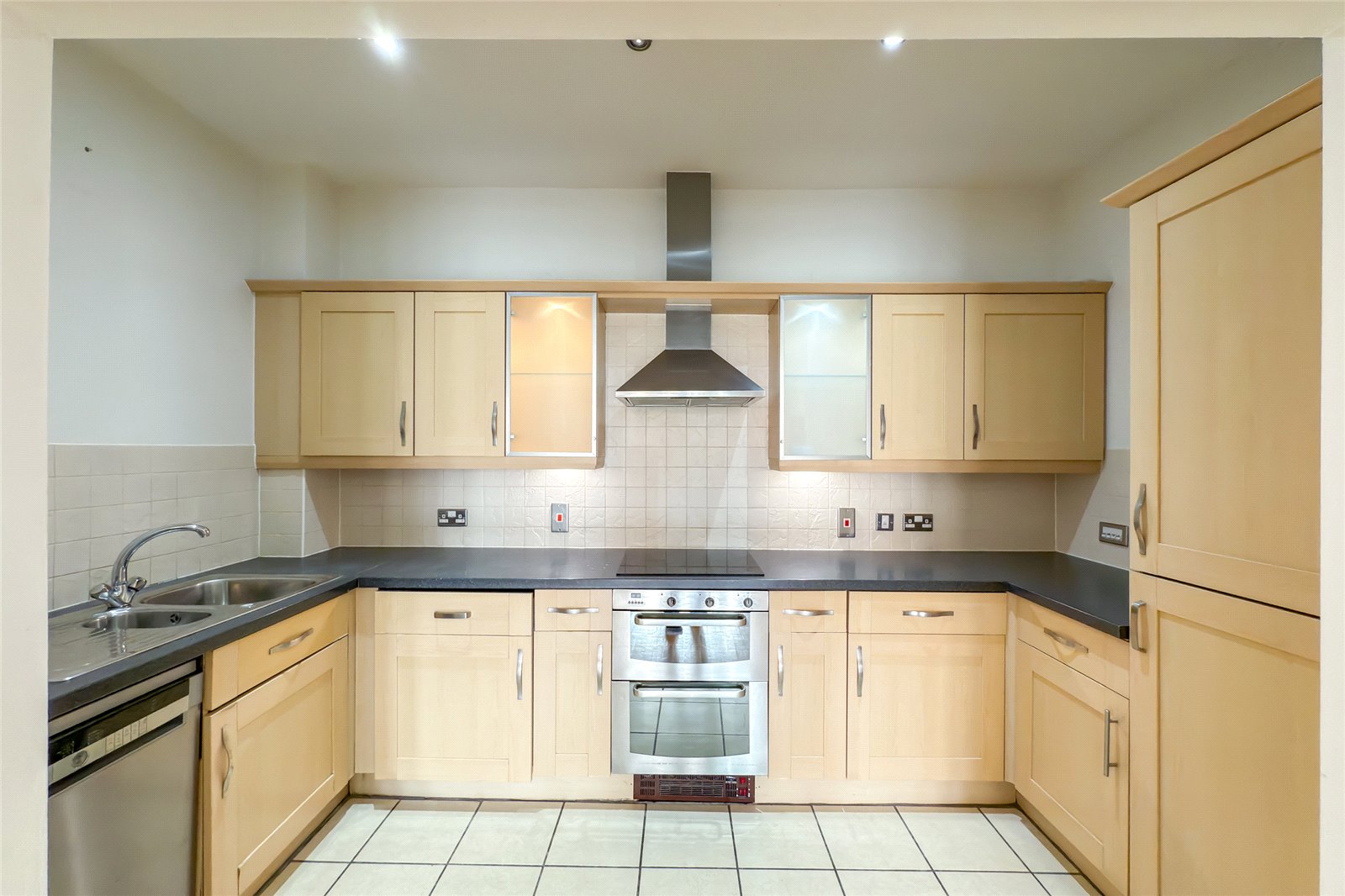 2 bed apartment to rent in Benedictine Place, Marlborough Road, St. Albans, Hertfordshire, AL1  - Property Image 3