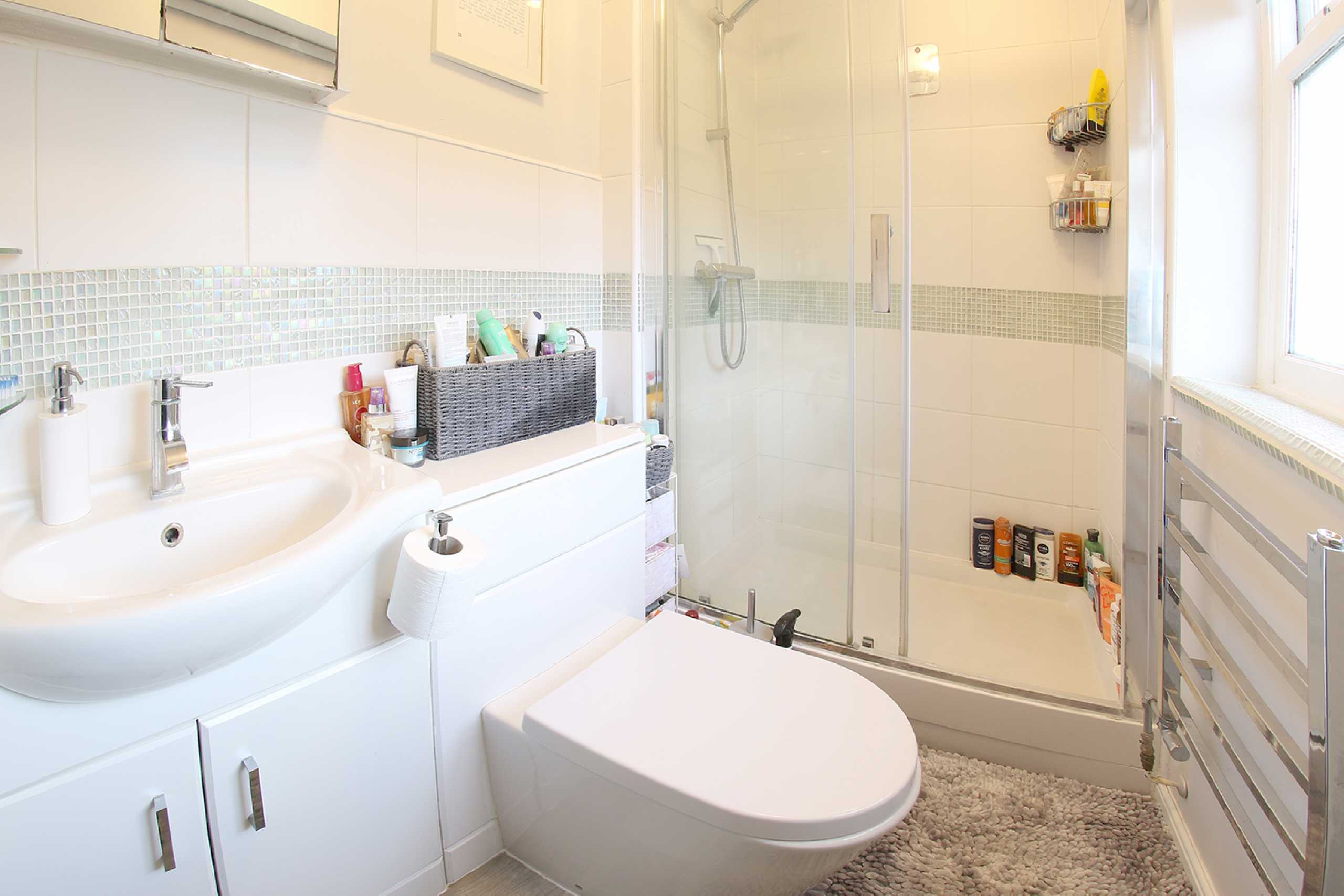 3 bed semi-detached house to rent in Gordons Walk, Harpenden, Hertfordshire, AL5 - Property Image 14