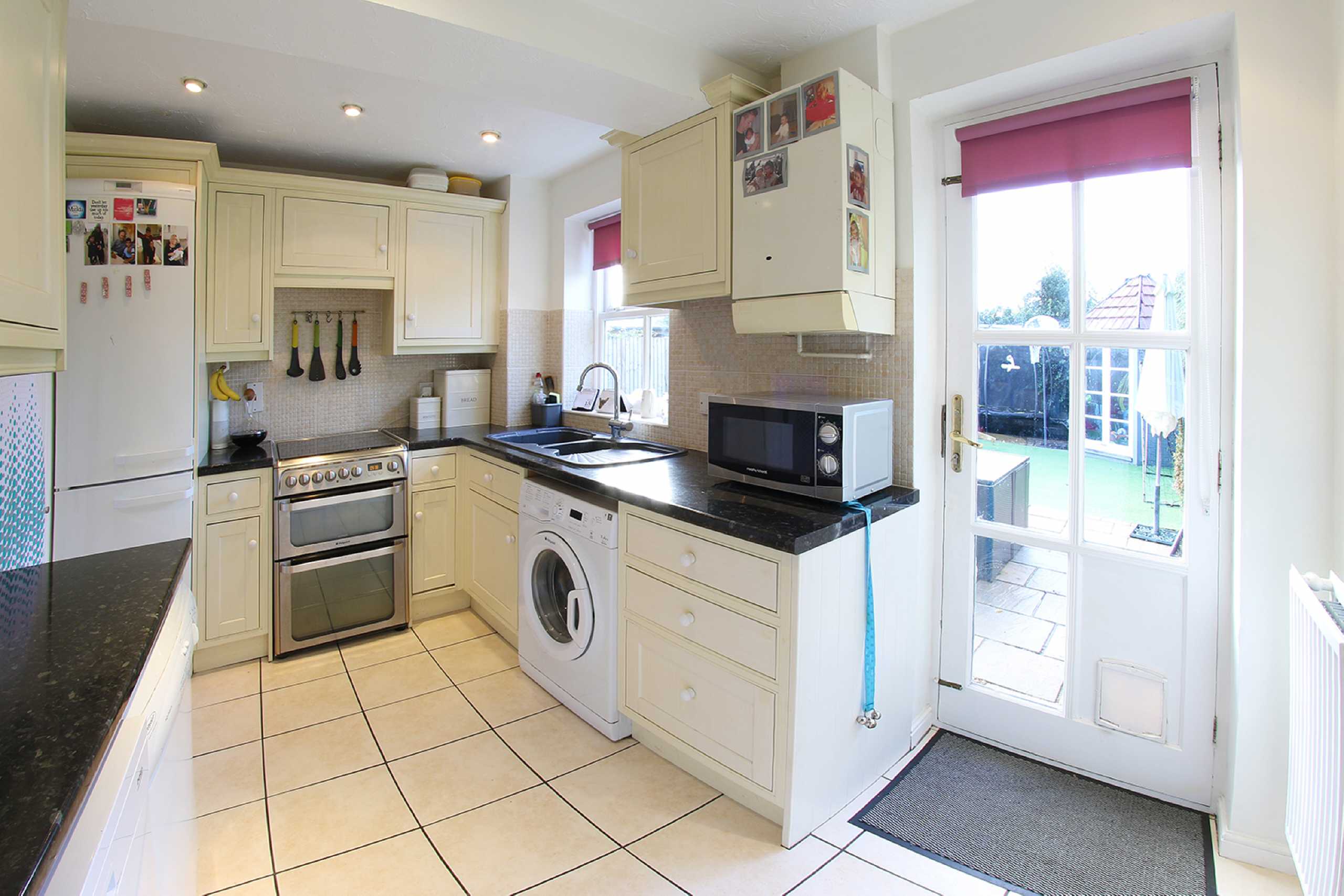 3 bed semi-detached house to rent in Gordons Walk, Harpenden, Hertfordshire, AL5 - Property Image 16