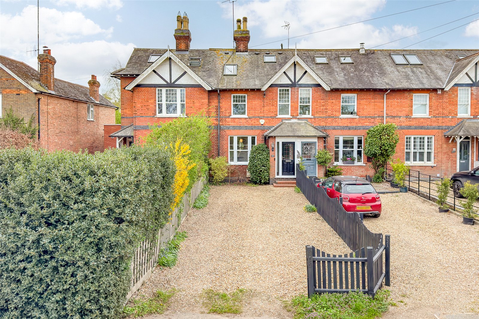 3 bed terraced house for sale in Luton Road, Harpenden, Hertfordshire, AL5