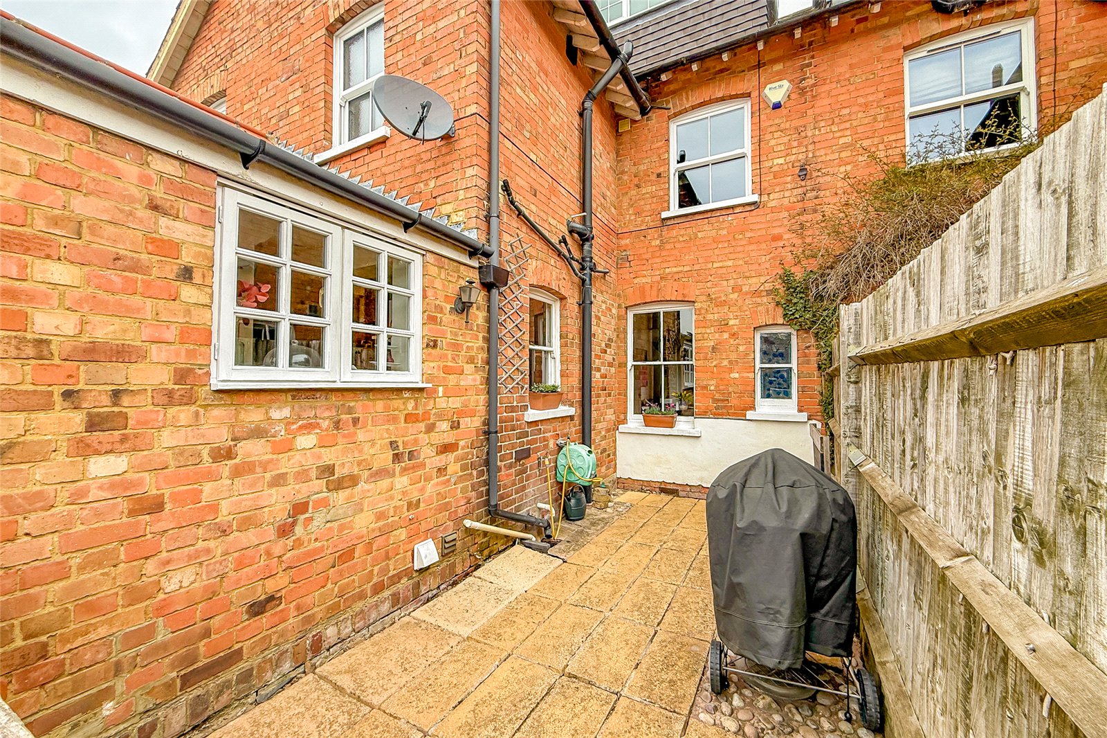 3 bed terraced house for sale in Luton Road, Harpenden, Hertfordshire, AL5  - Property Image 37