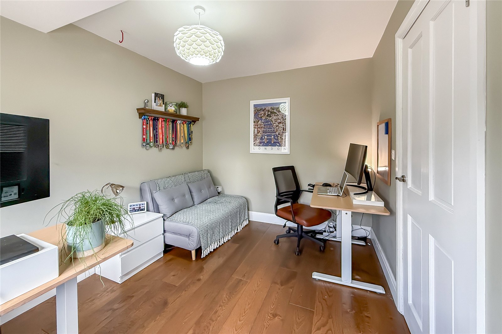 5 bed semi-detached house for sale in Ox Lane, Harpenden, Hertfordshire, AL5  - Property Image 5