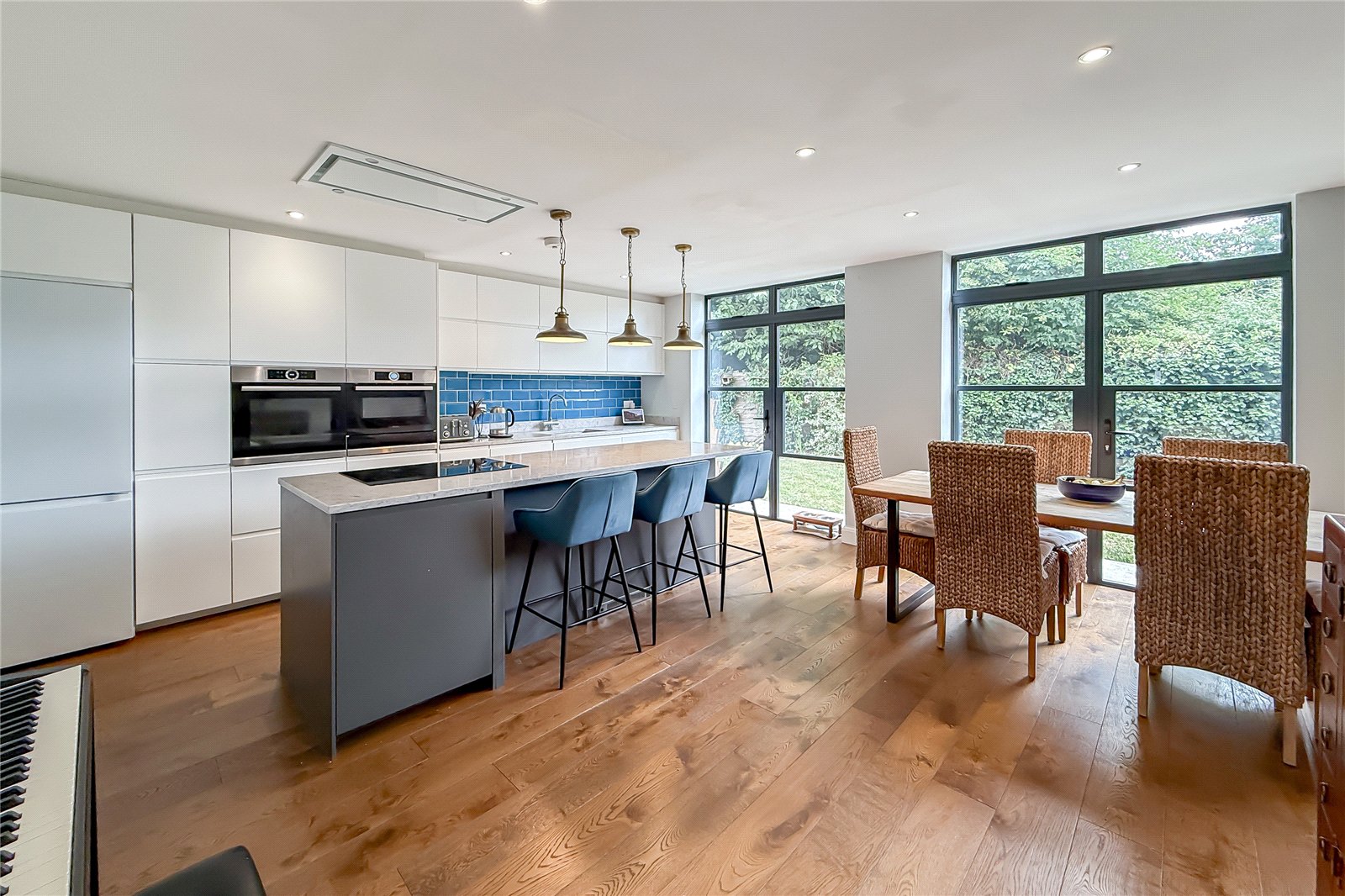 5 bed semi-detached house for sale in Ox Lane, Harpenden, Hertfordshire, AL5  - Property Image 3