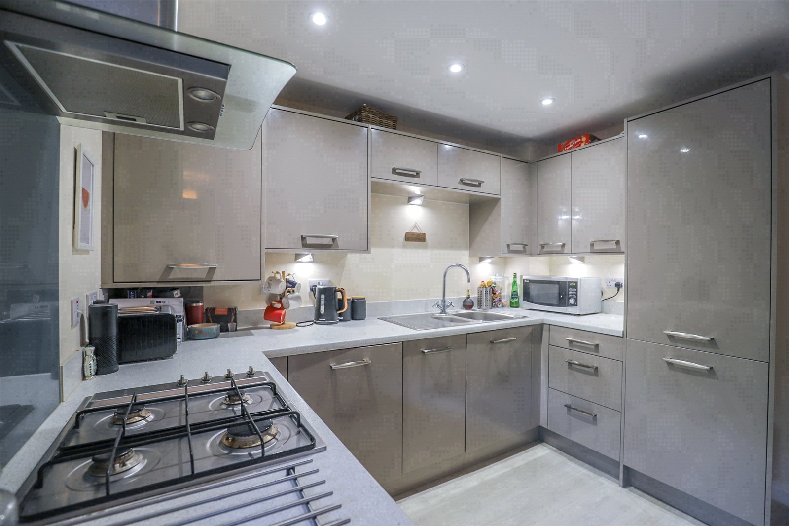 2 bed ground floor flat to rent in Millstone Way, Harpenden, Hertfordshire, AL5  - Property Image 4