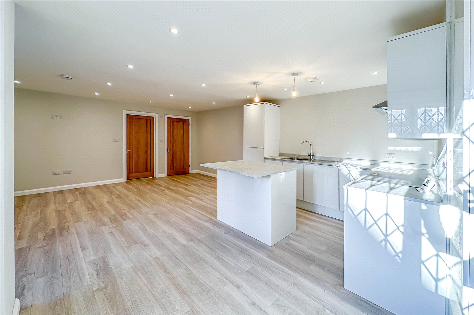1 bed ground floor flat to rent in Crown Street, Redbourn, St. Albans, Hertfordshire, AL3