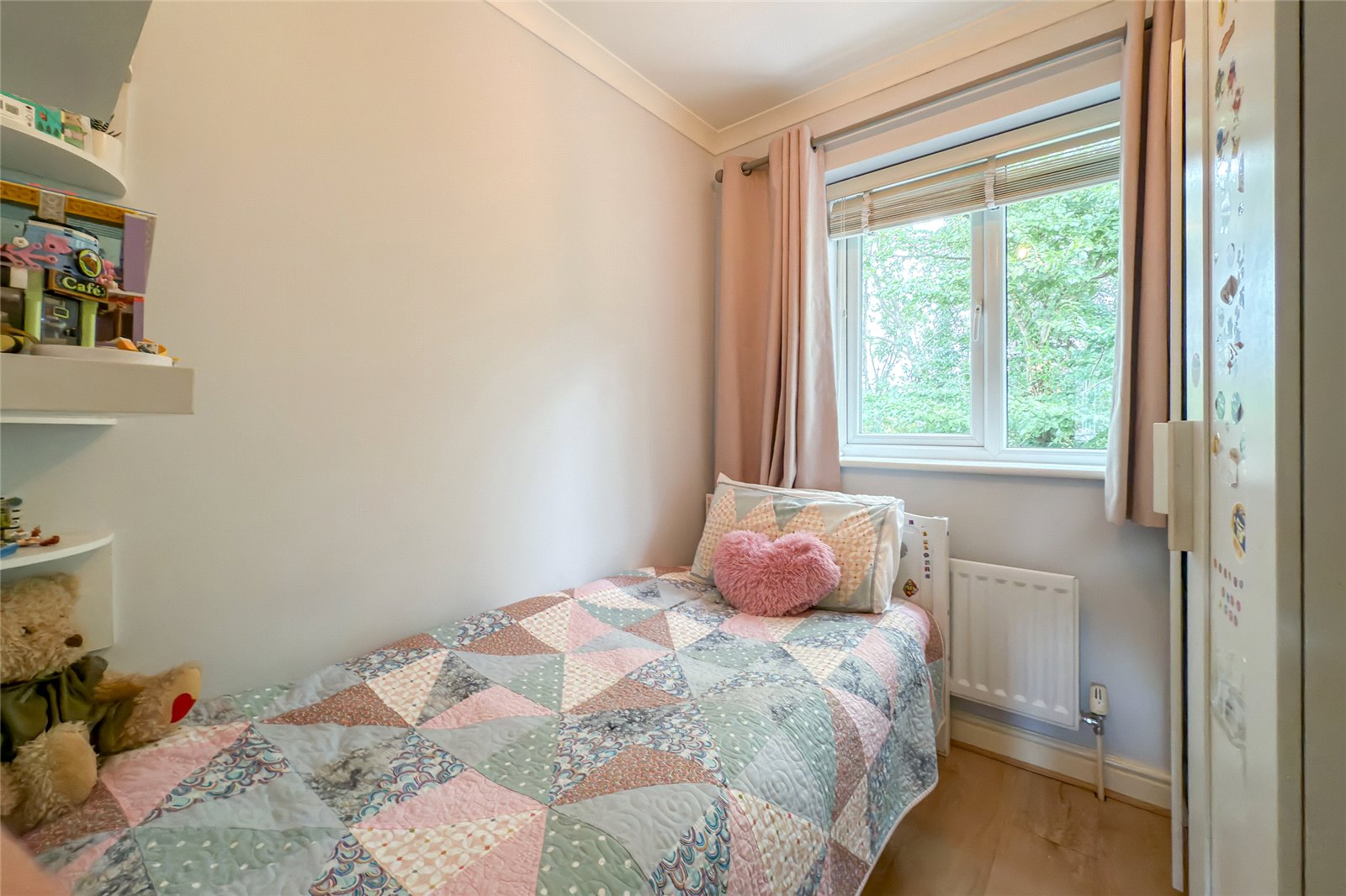 3 bed semi-detached house for sale in Riverford Close, Harpenden, Hertfordshire, AL5 - Property Image 9