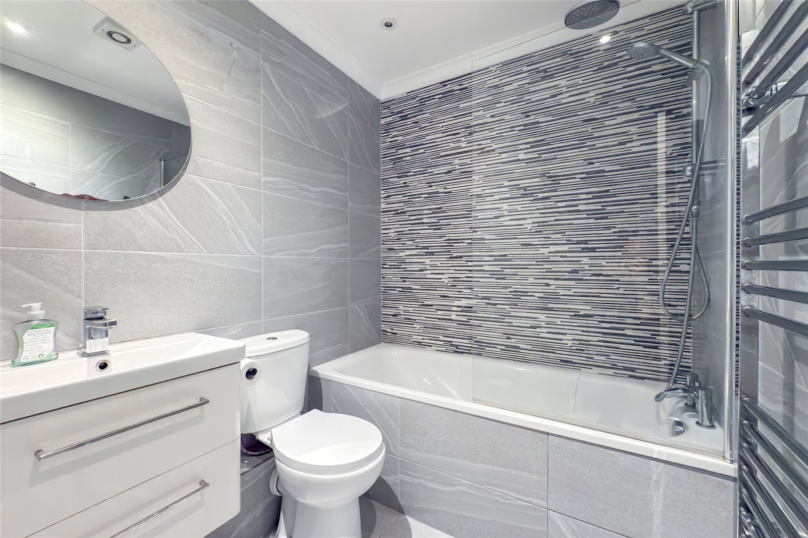 3 bed semi-detached house for sale in Riverford Close, Harpenden, Hertfordshire, AL5 - Property Image 10