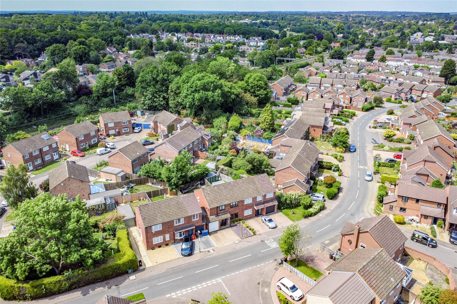 3 bed semi-detached house to rent in Cranbourne Drive, Harpenden, Hertfordshire, AL5  - Property Image 18