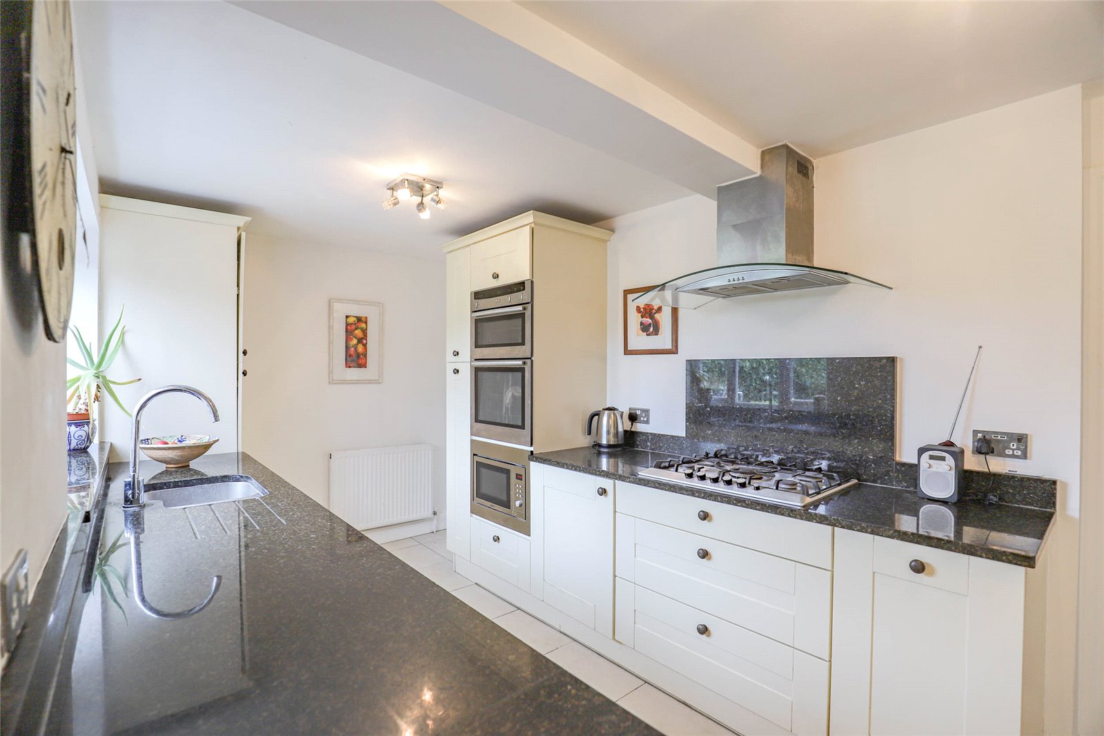 3 bed semi-detached house for sale in Sandridge Road, St. Albans, Hertfordshire, AL1  - Property Image 2
