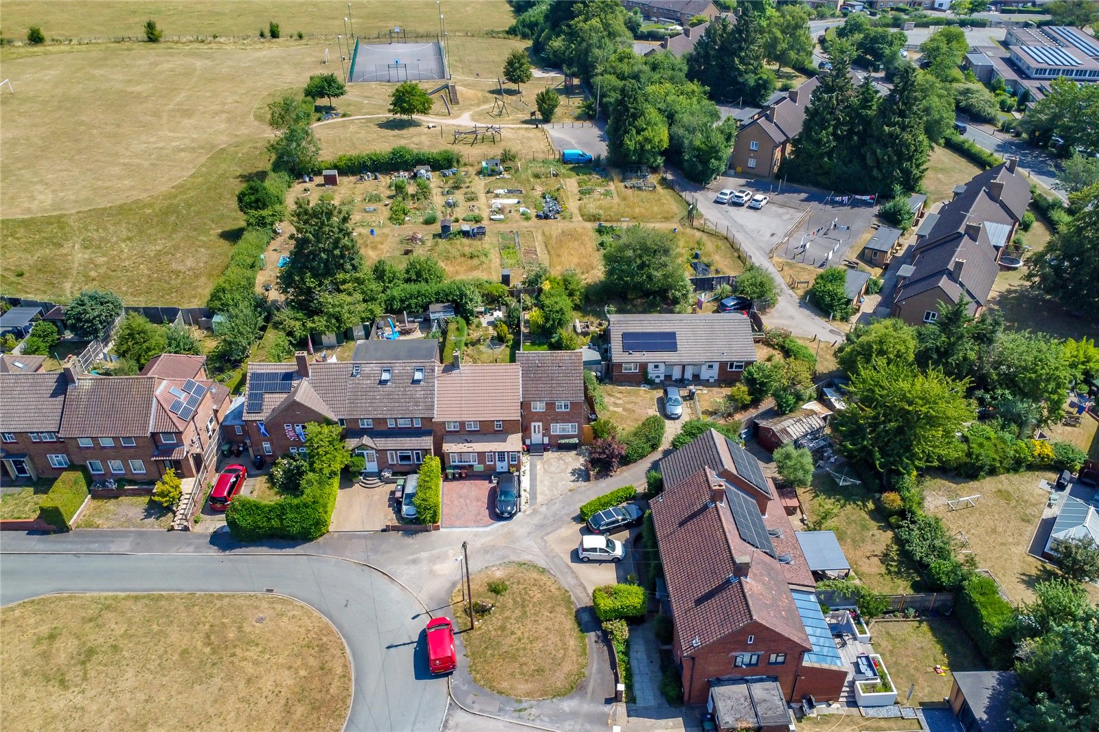 2 bed end of terrace house for sale in Porters Hill, Harpenden, Hertfordshire, AL5 - Property Image 10