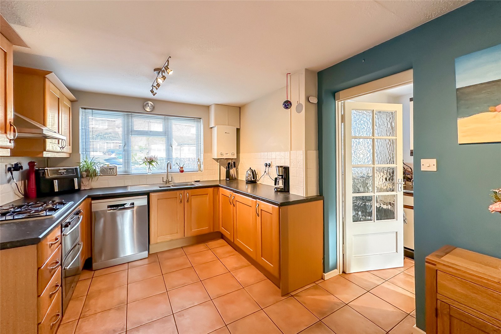 4 bed detached house for sale in Welbeck Rise, Harpenden, Hertfordshire, AL5  - Property Image 2