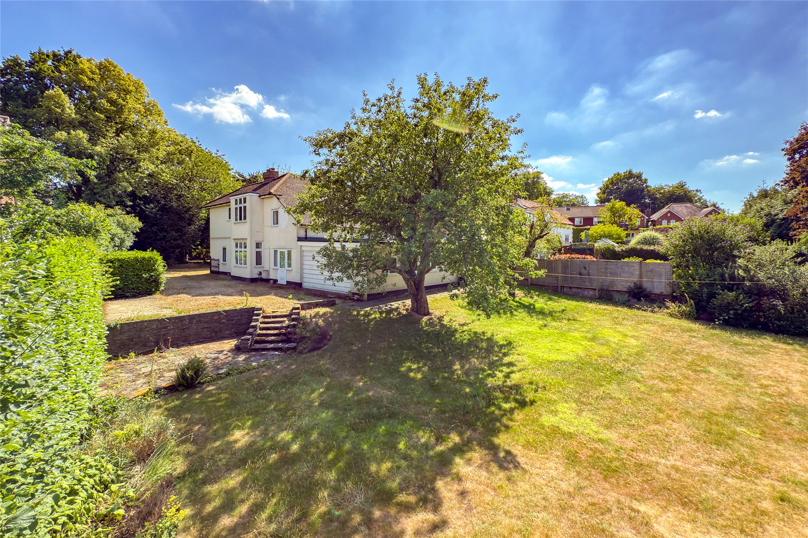 5 bed detached house for sale in Roundwood Lane, Harpenden, Hertfordshire, AL5  - Property Image 13
