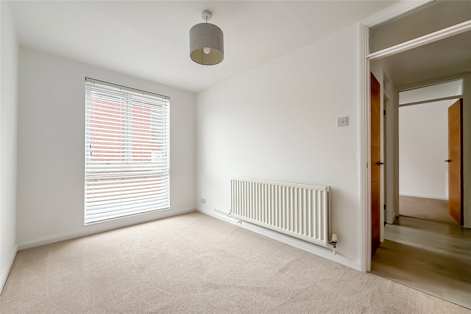 3 bed apartment for sale in High Street, Wheathampstead, Hertfordshire, AL4 - Property Image 7