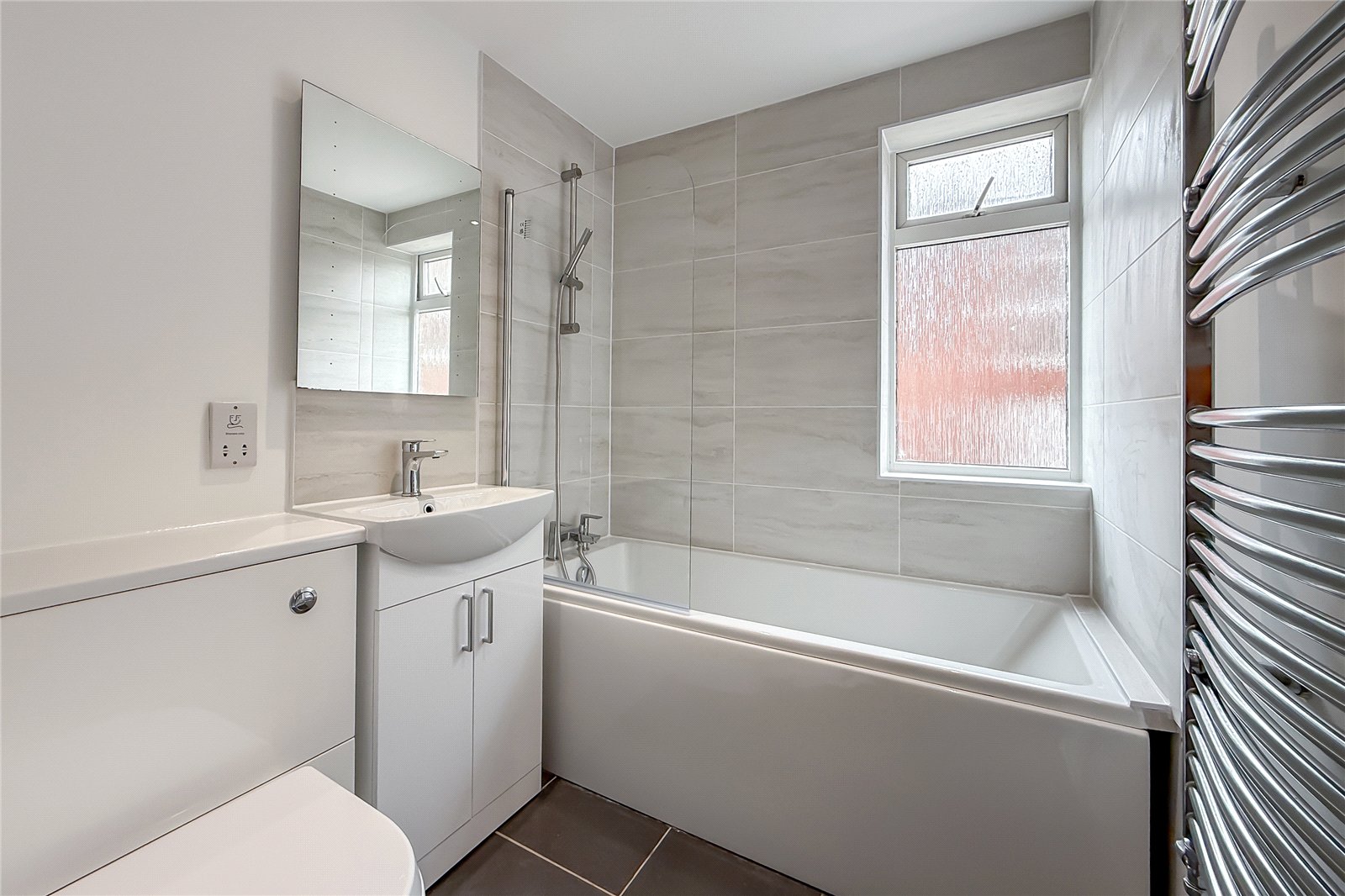 3 bed apartment for sale in High Street, Wheathampstead, Hertfordshire, AL4 - Property Image 9