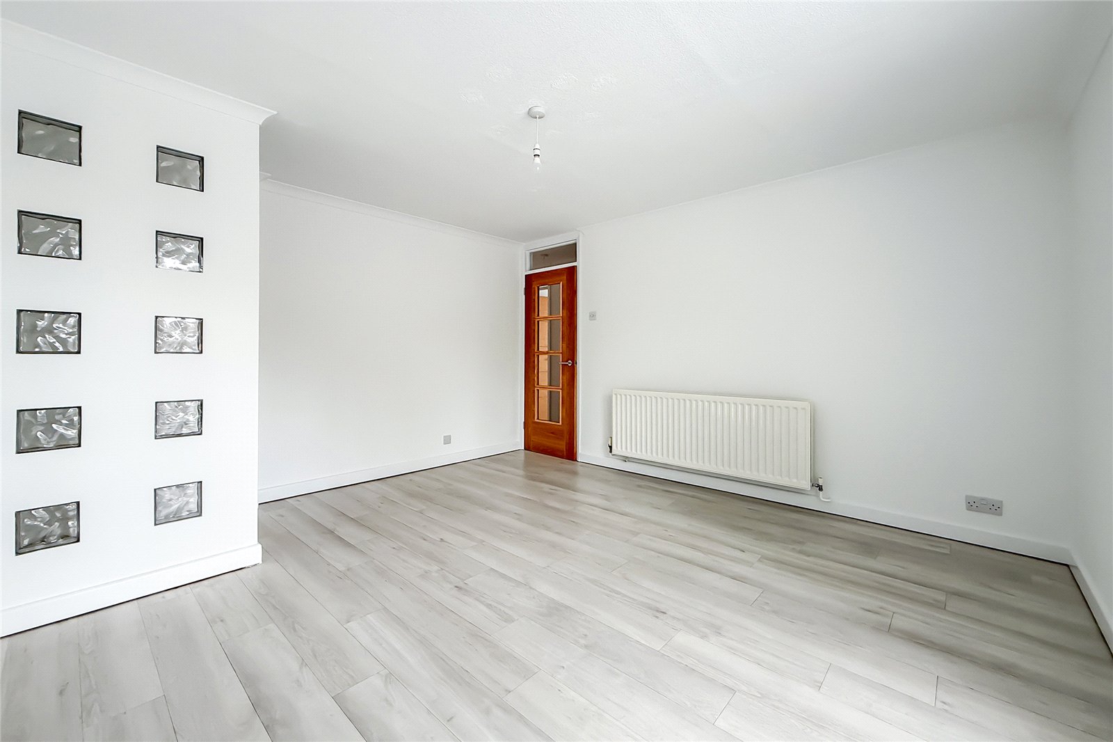 3 bed apartment for sale in High Street, Wheathampstead, Hertfordshire, AL4 - Property Image 3