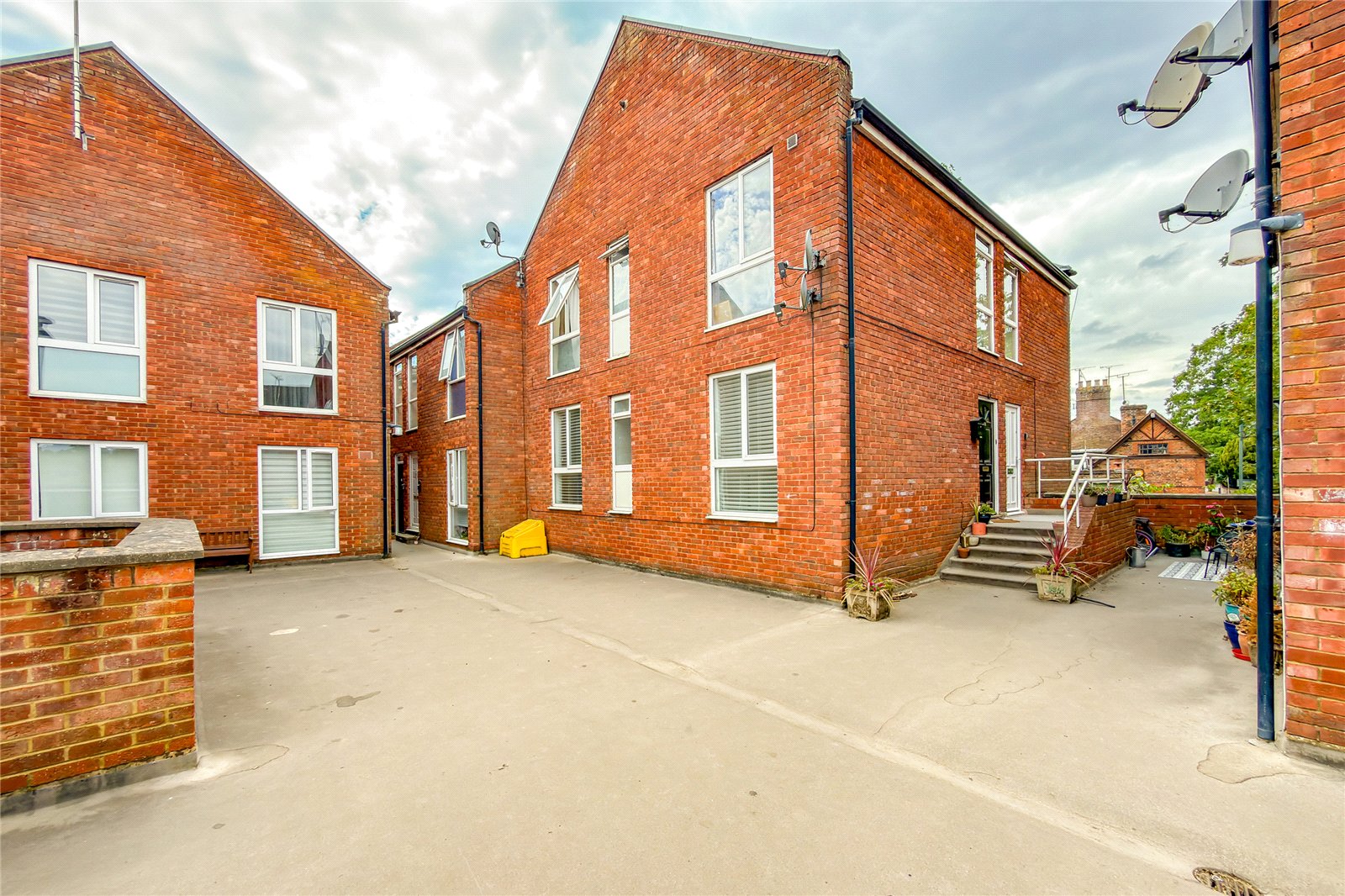 3 bed apartment for sale in High Street, Wheathampstead, Hertfordshire, AL4 - Property Image 16