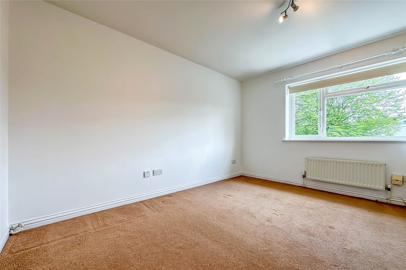 4 bed house to rent in Otterton Close, Harpenden, Hertfordshire, AL5  - Property Image 13