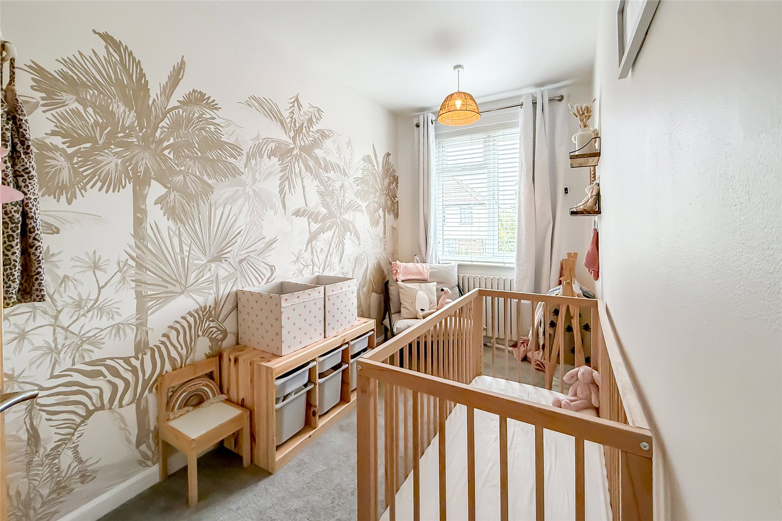 4 bed semi-detached house for sale in Hyde View Road, Harpenden, Hertfordshire, AL5  - Property Image 9