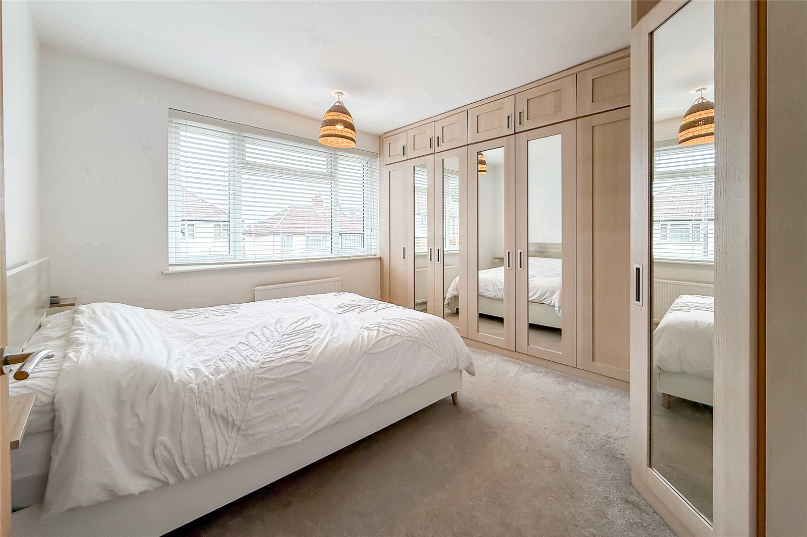 4 bed semi-detached house for sale in Hyde View Road, Harpenden, Hertfordshire, AL5  - Property Image 11