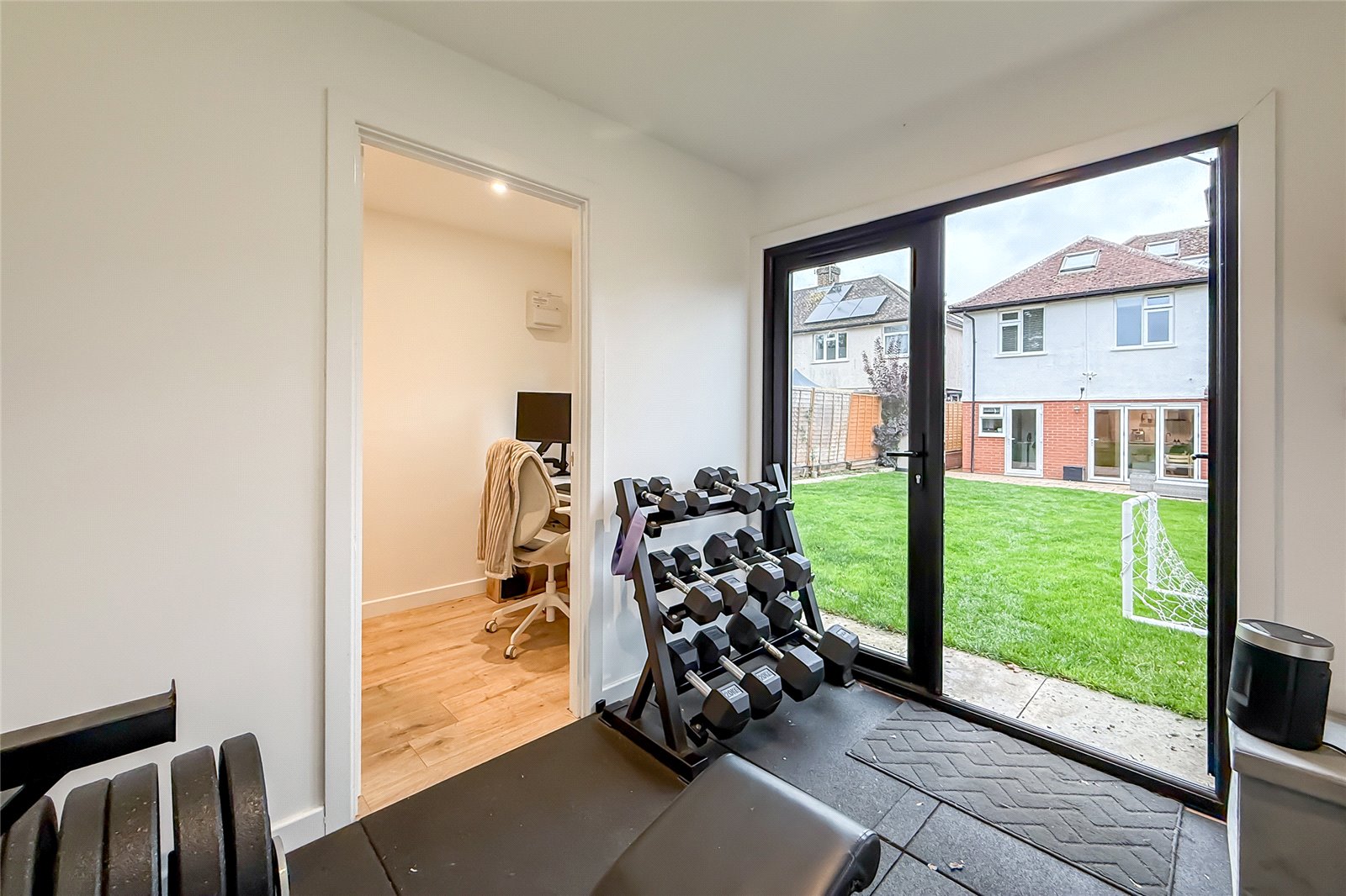 4 bed semi-detached house for sale in Hyde View Road, Harpenden, Hertfordshire, AL5  - Property Image 14