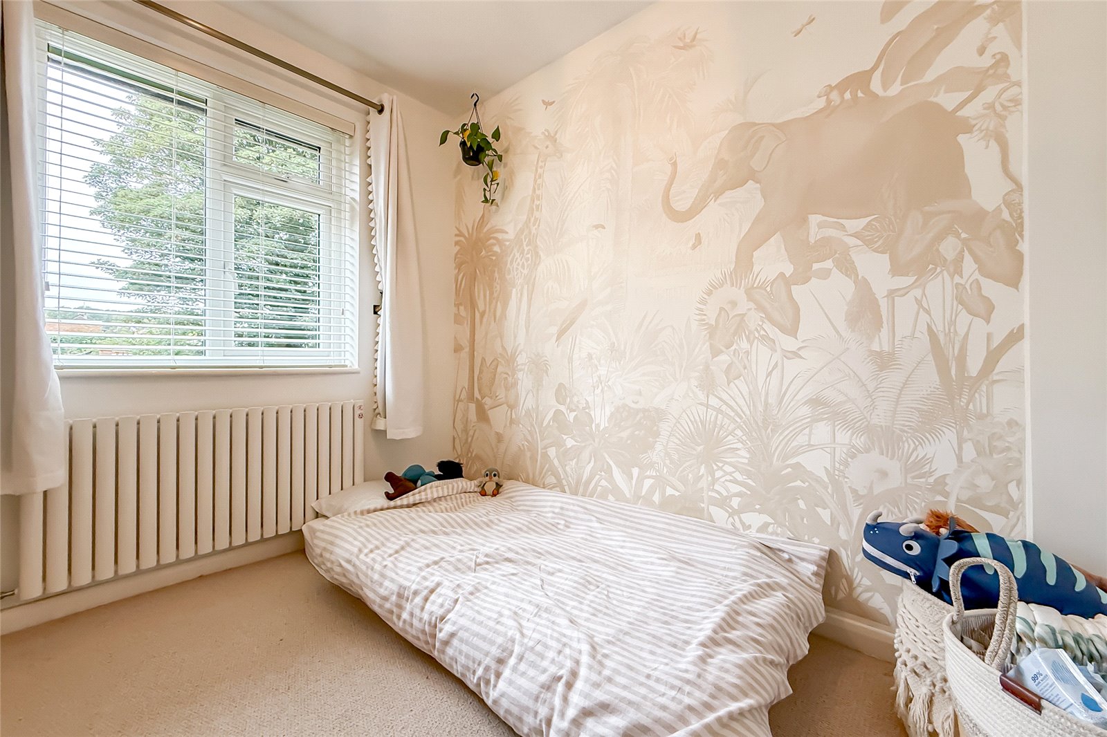 4 bed semi-detached house for sale in Hyde View Road, Harpenden, Hertfordshire, AL5  - Property Image 16