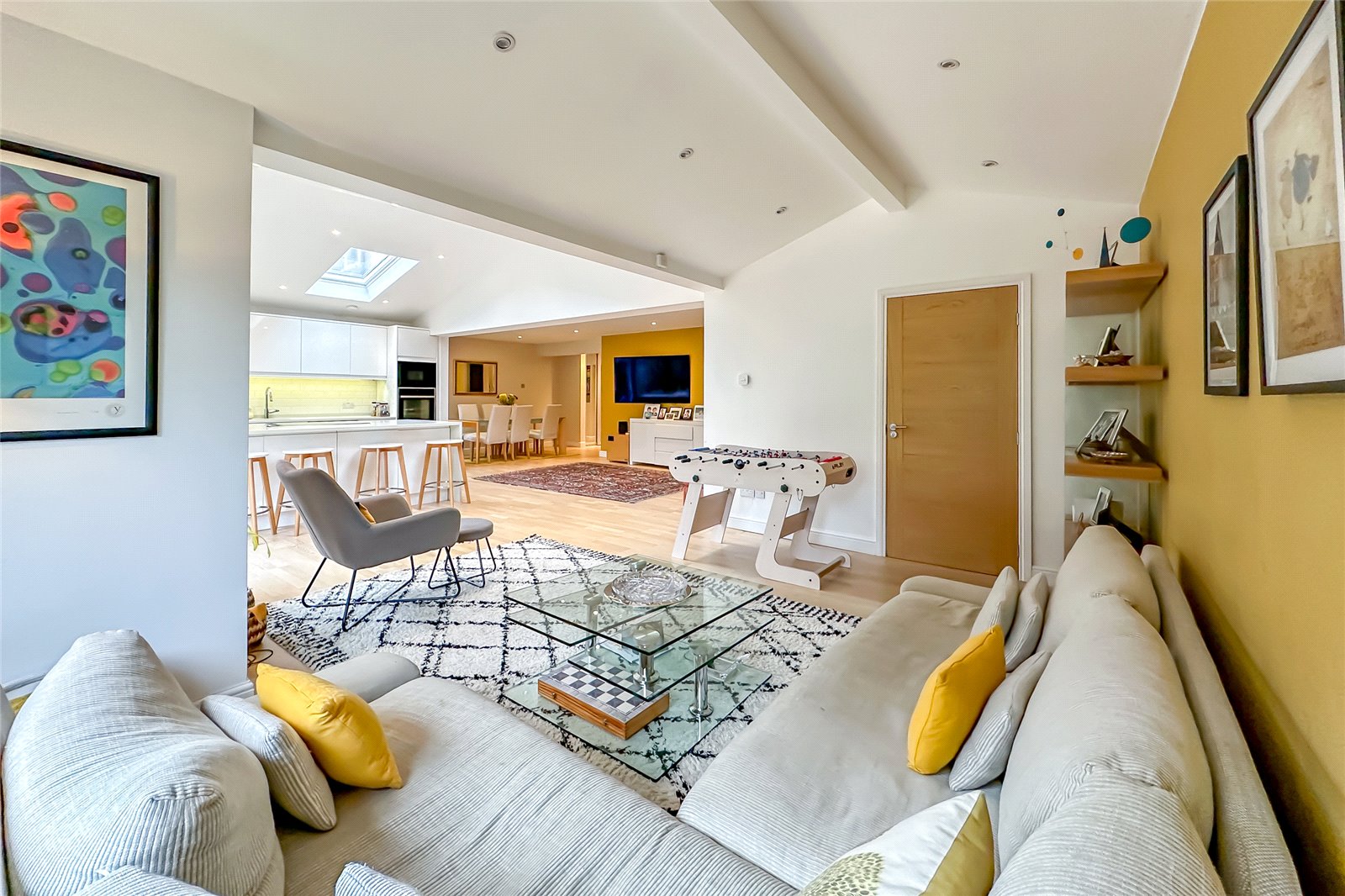 4 bed semi-detached house for sale in Barnfield Road, St. Albans, Hertfordshire, AL4 - Property Image 5