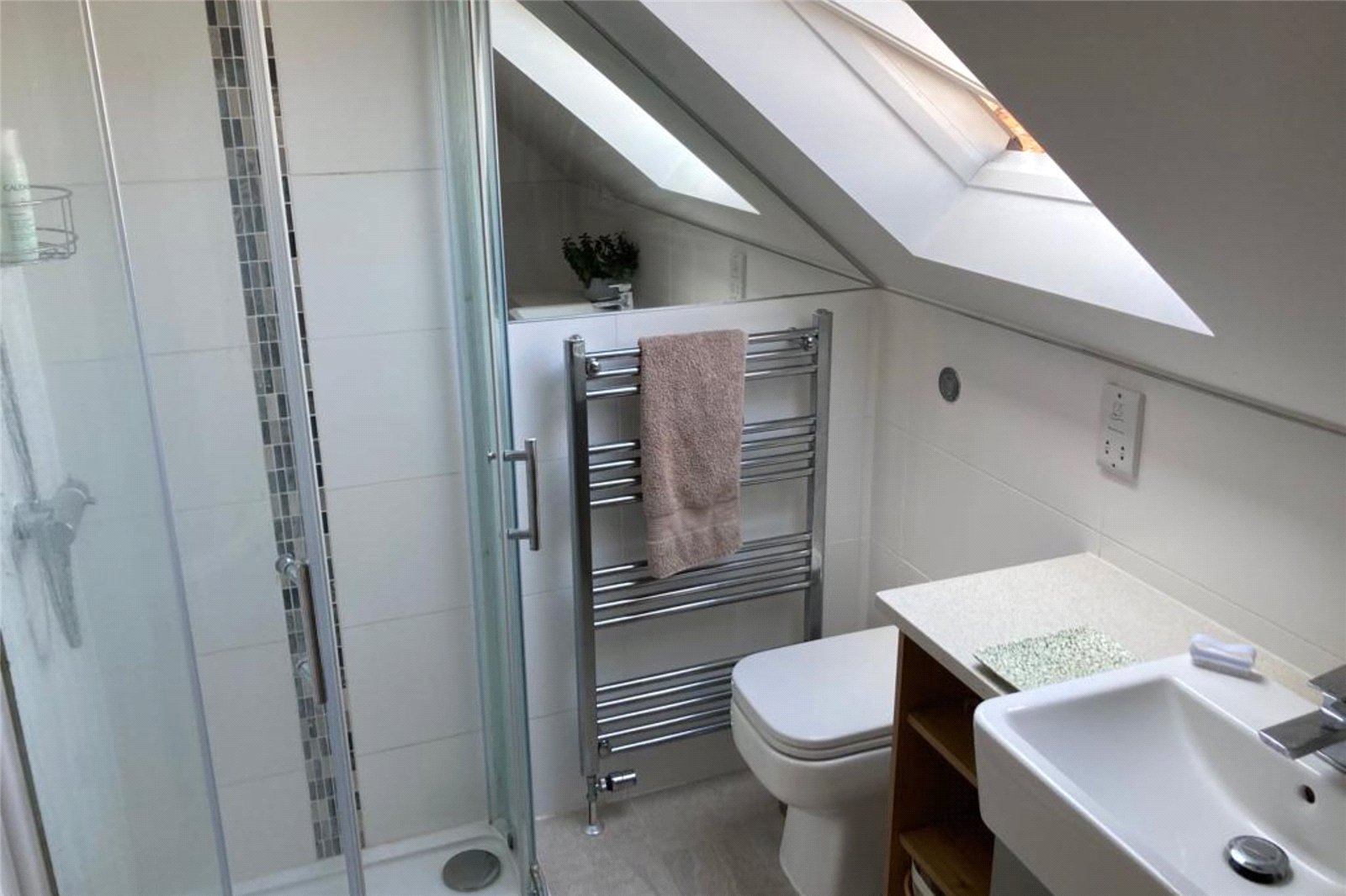 4 bed end of terrace house for sale in Pickford Road, Markyate, Hertfordshire, AL3 - Property Image 10