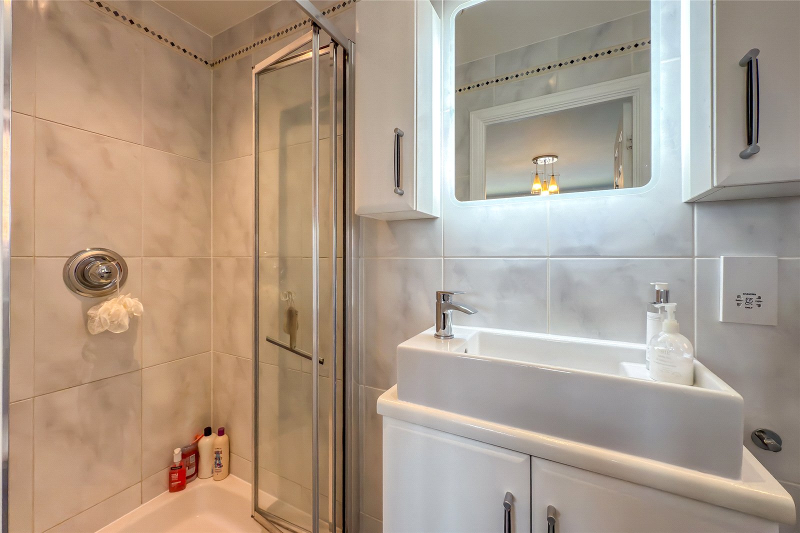 4 bed detached house for sale in Carpenders Close, Harpenden, Hertfordshire, AL5 - Property Image 11