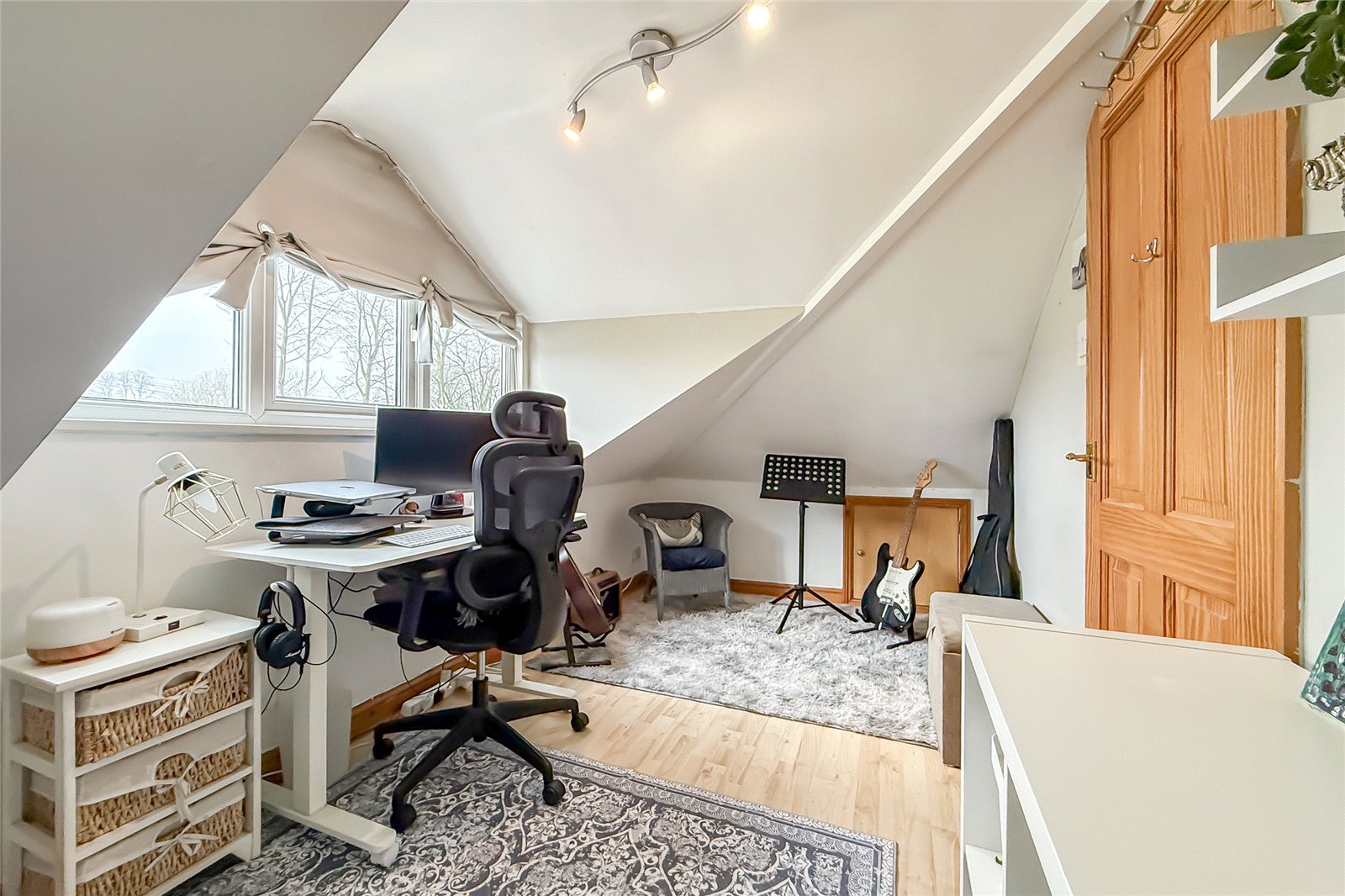 4 bed detached bungalow for sale in Lower Luton Road, Harpenden, Hertfordshire, AL5  - Property Image 10