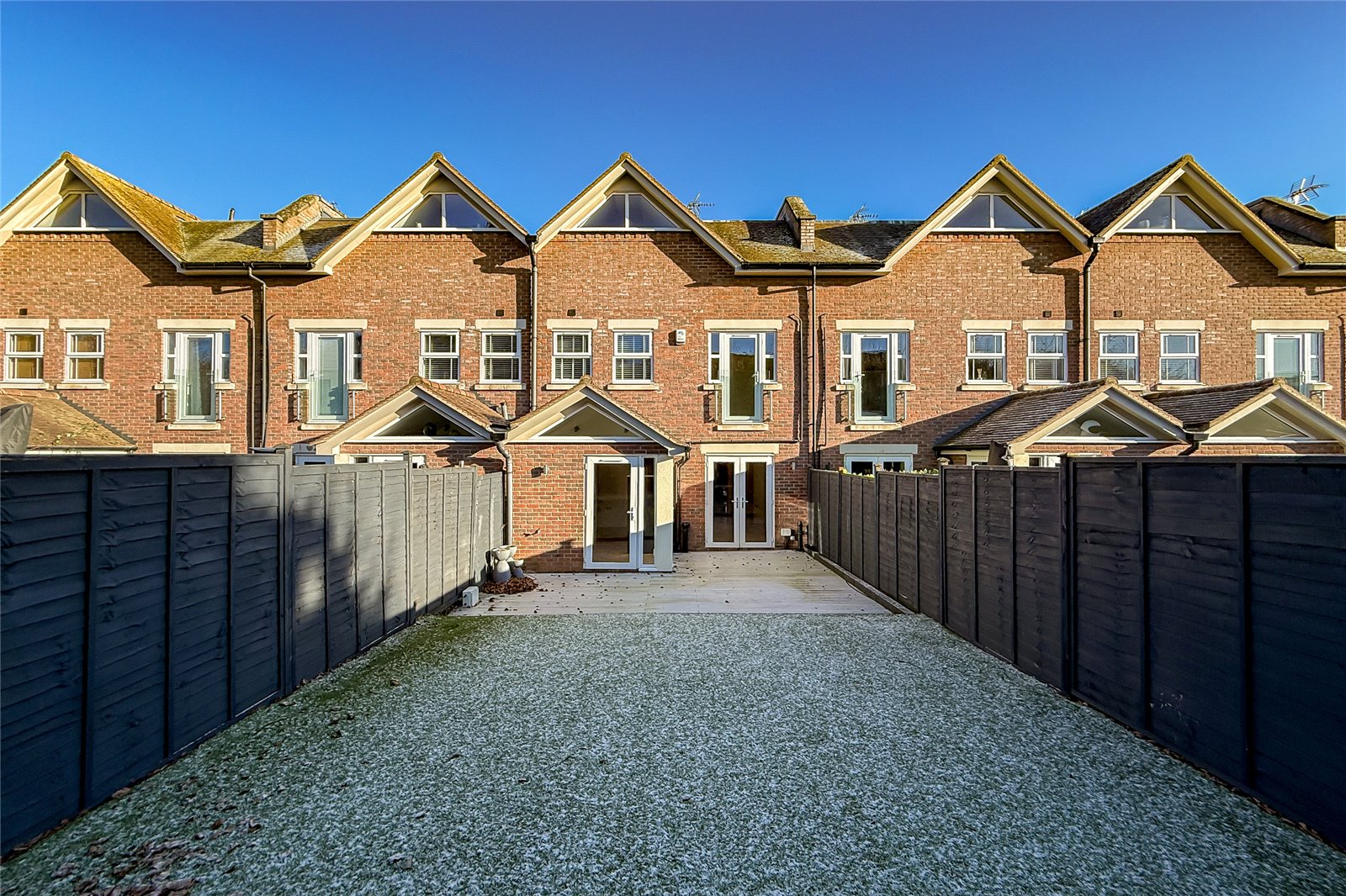 5 bed terraced house for sale in Green Lawns Close, Harpenden, Hertfordshire, AL5  - Property Image 12