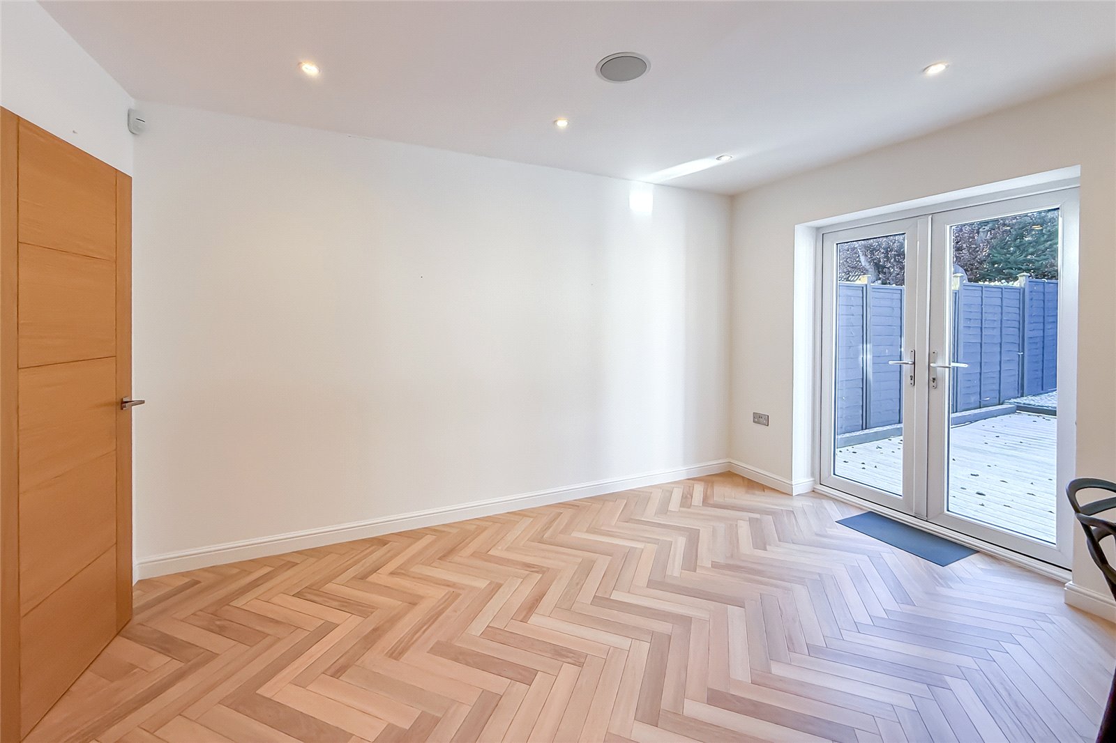 5 bed terraced house for sale in Green Lawns Close, Harpenden, Hertfordshire, AL5  - Property Image 21