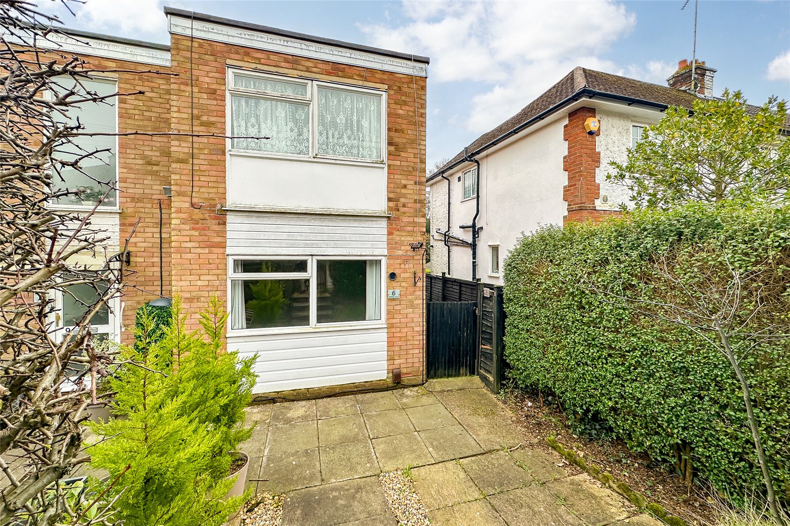 1 bed ground floor flat to rent in Harding Court, Masefield Road, Harpenden, Hertfordshire, AL5 - Property Image 1