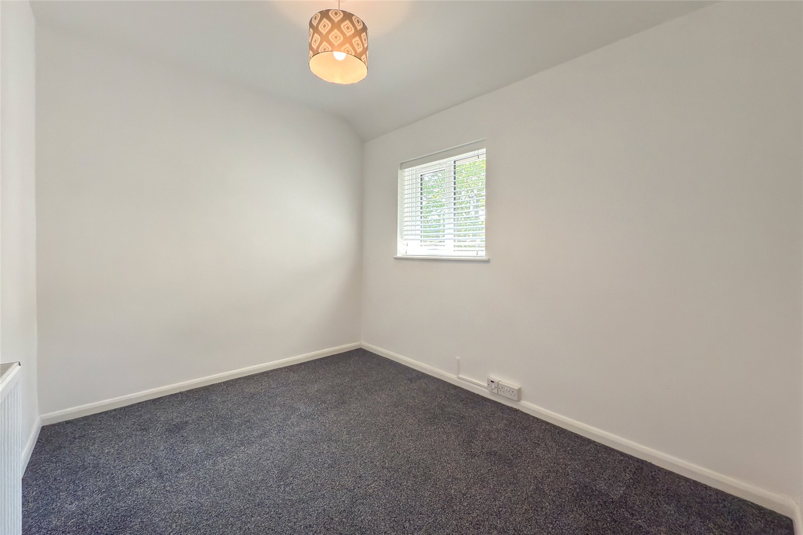 3 bed semi-detached house to rent in Cavan Drive, St. Albans, Hertfordshire, AL3 - Property Image 8