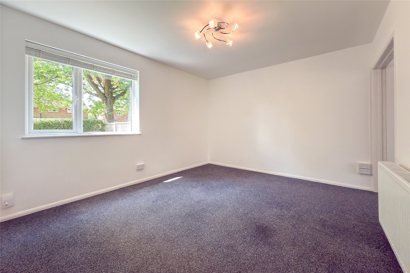 3 bed semi-detached house to rent in Cavan Drive, St. Albans, Hertfordshire, AL3 - Property Image 9