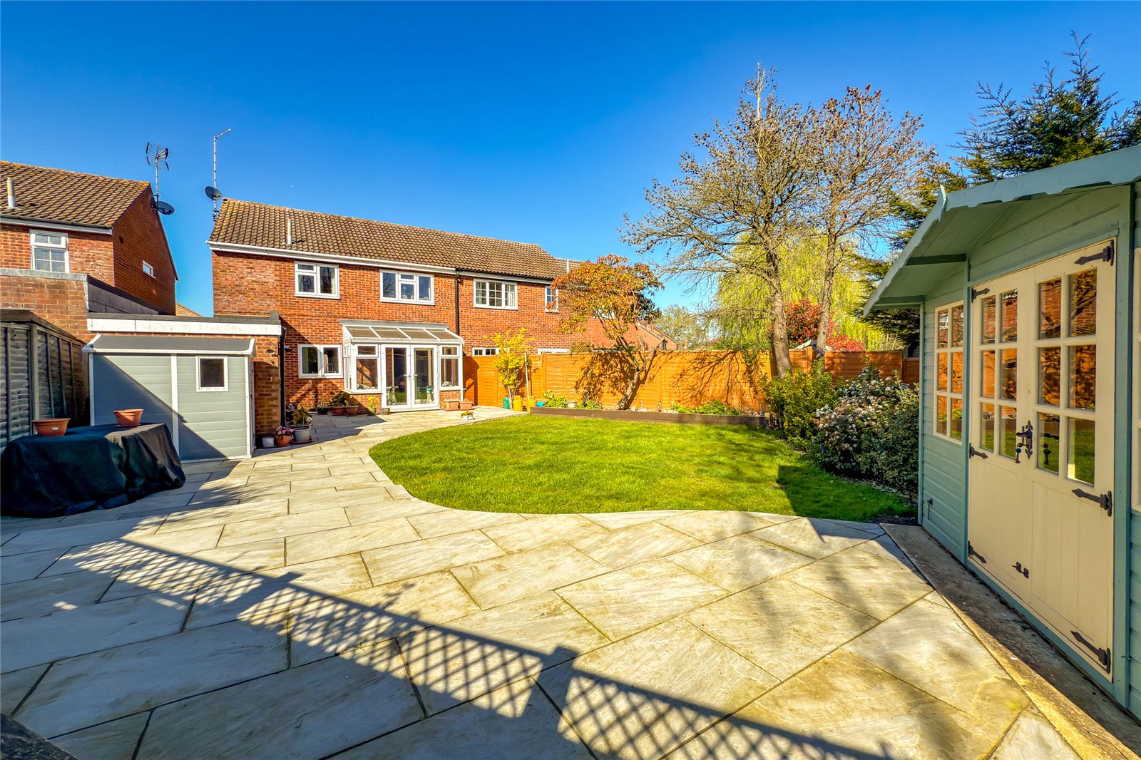 4 bed semi-detached house for sale in Cranbourne Drive, Harpenden, Hertfordshire, AL5  - Property Image 12