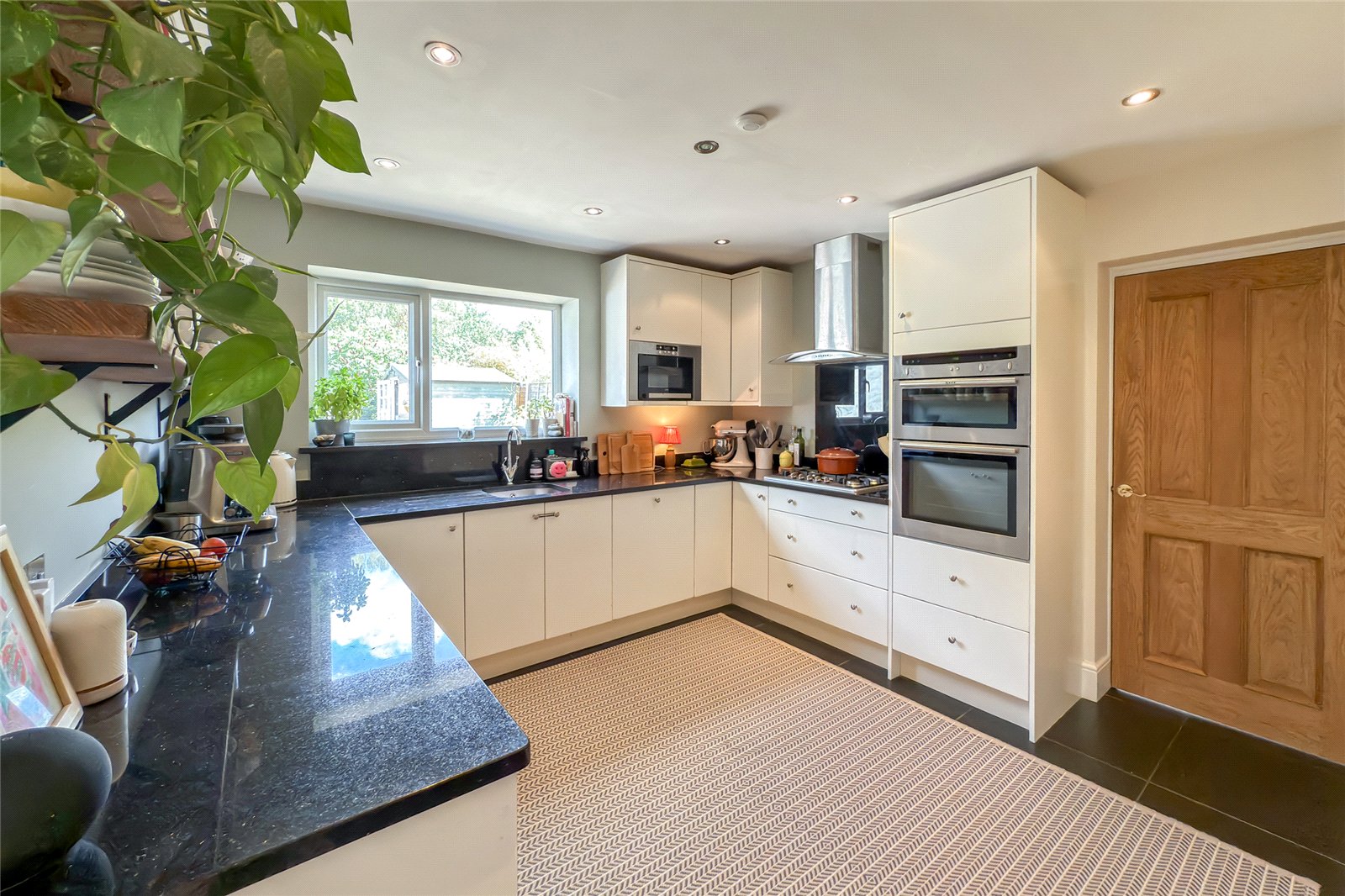 4 bed semi-detached house for sale in Marshalls Way, Wheathampstead, Hertfordshire, AL4  - Property Image 3
