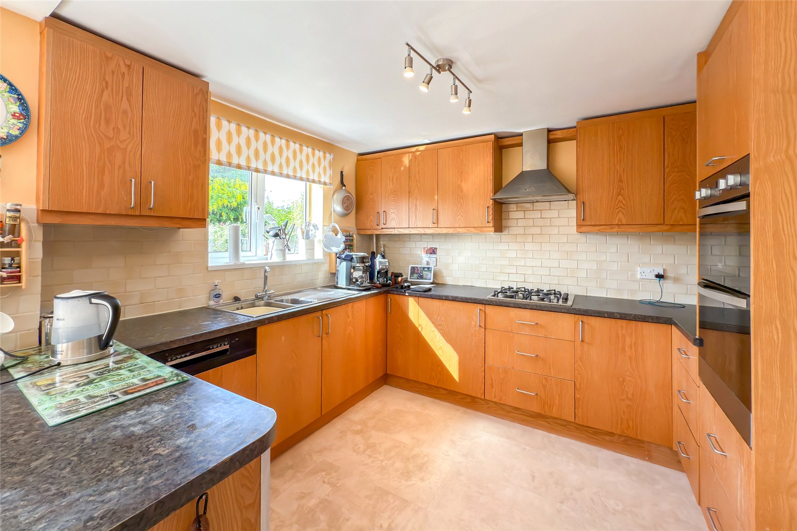 3 bed semi-detached house for sale in Grove Avenue, Harpenden, Hertfordshire, AL5  - Property Image 17
