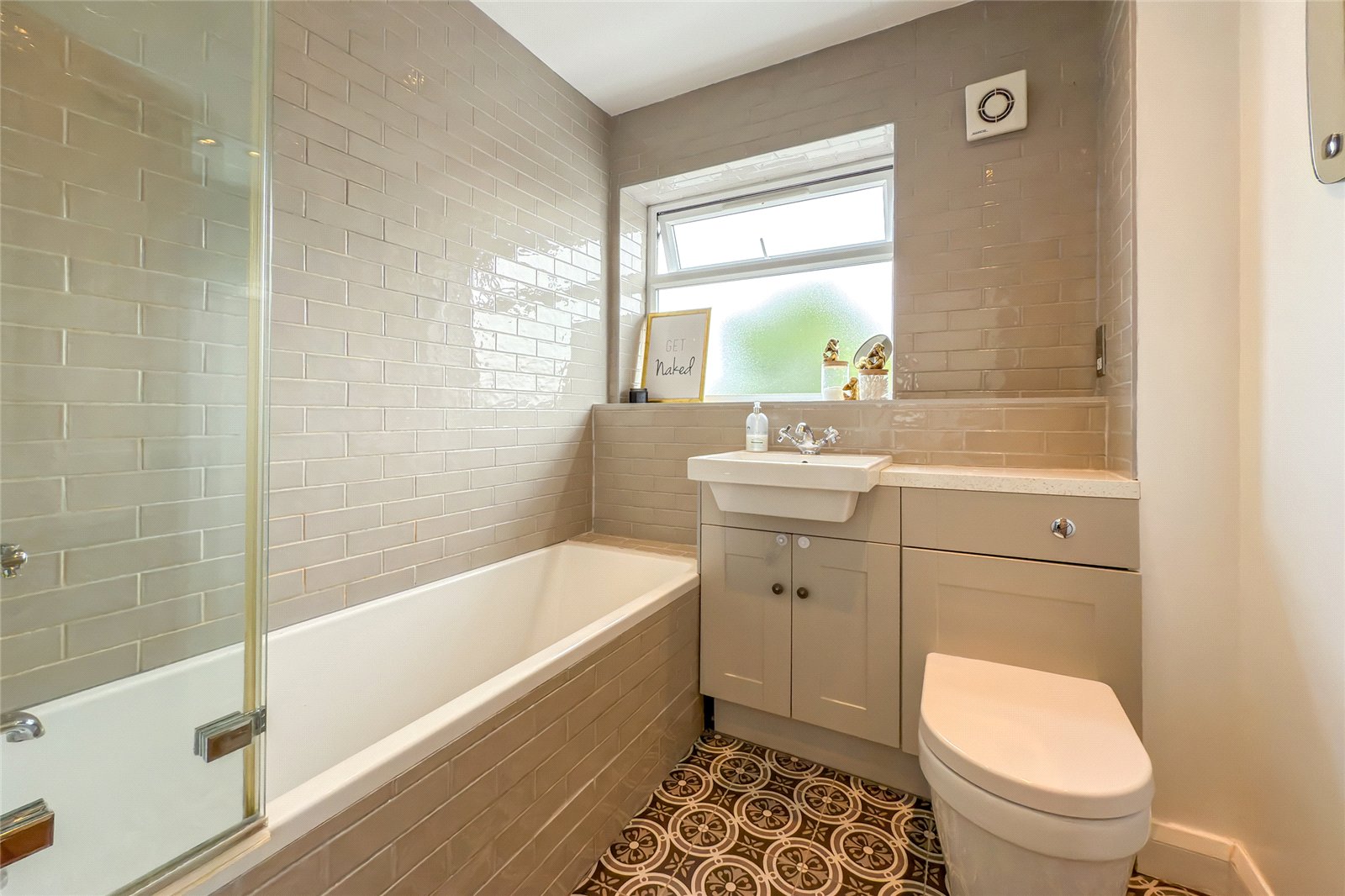 3 bed link detached house for sale in Marford Road, Wheathampstead, St. Albans, Hertfordshire, AL4 - Property Image 10