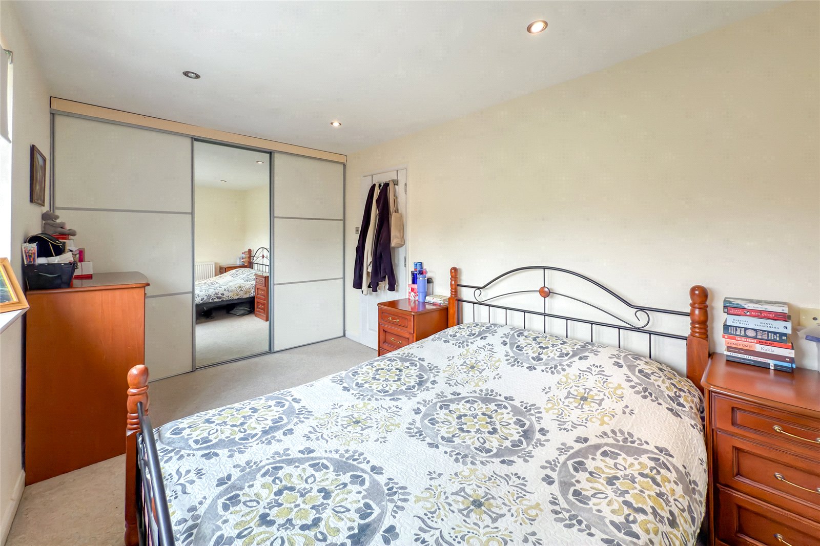 3 bed terraced house for sale in Colney Heath Lane, St. Albans, Hertfordshire, AL4 - Property Image 6