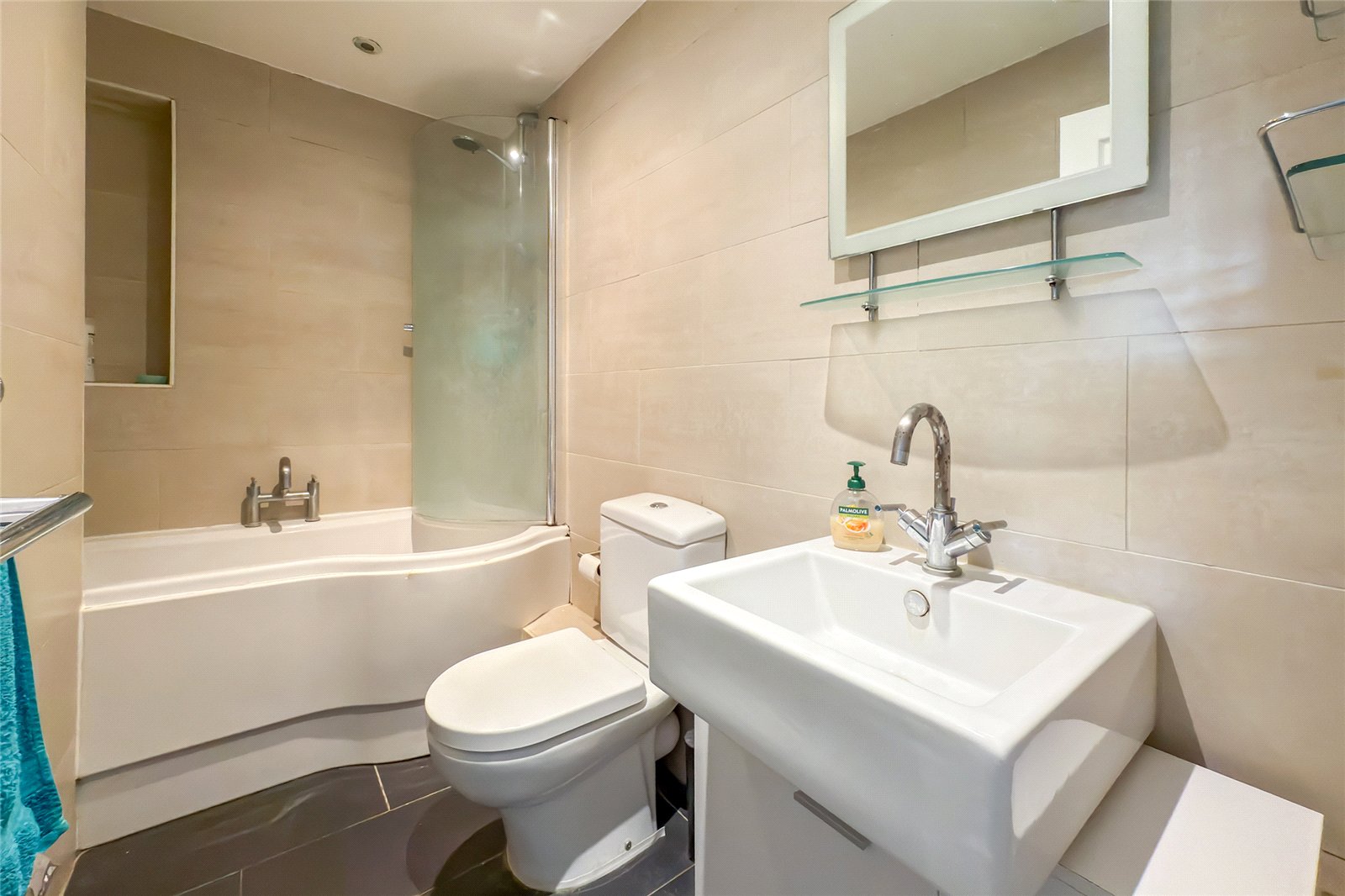 3 bed terraced house for sale in Colney Heath Lane, St. Albans, Hertfordshire, AL4 - Property Image 8