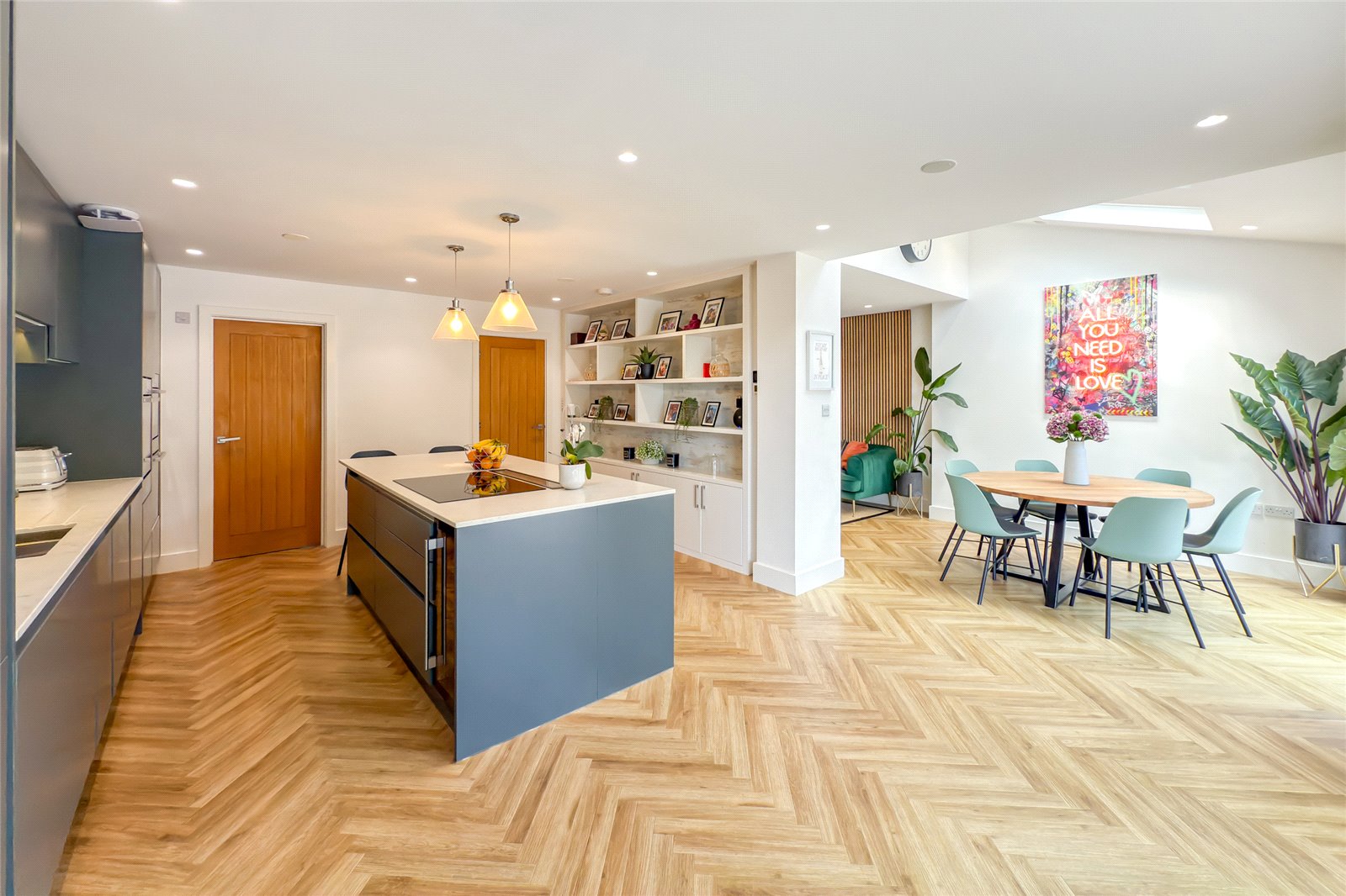 5 bed semi-detached house for sale in Alzey Gardens, Harpenden, Hertfordshire, AL5  - Property Image 5