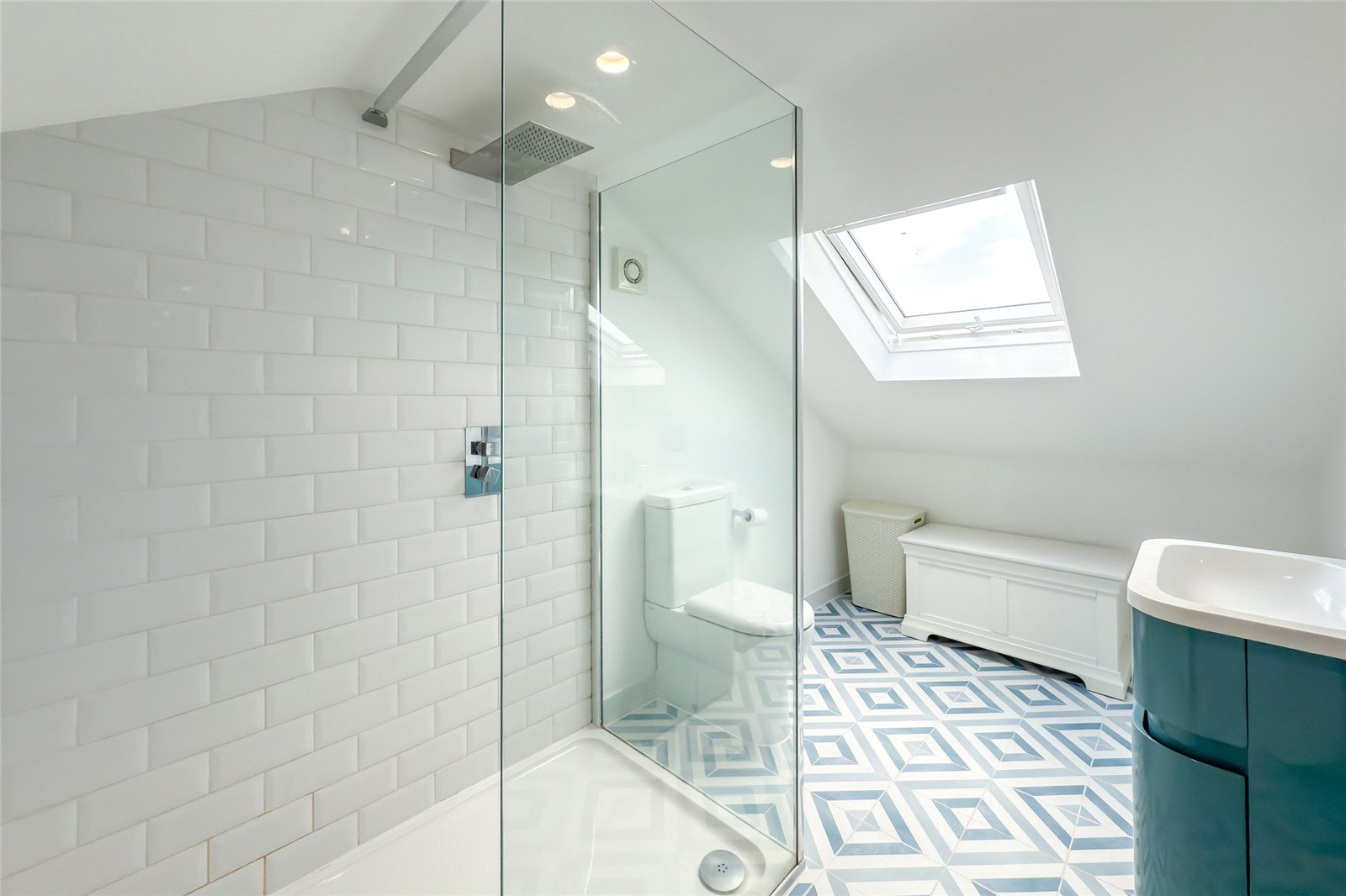 5 bed semi-detached house for sale in Alzey Gardens, Harpenden, Hertfordshire, AL5  - Property Image 13