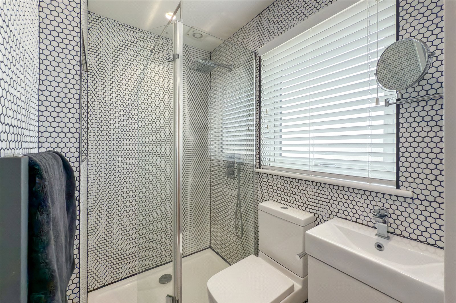 5 bed semi-detached house for sale in Alzey Gardens, Harpenden, Hertfordshire, AL5  - Property Image 22