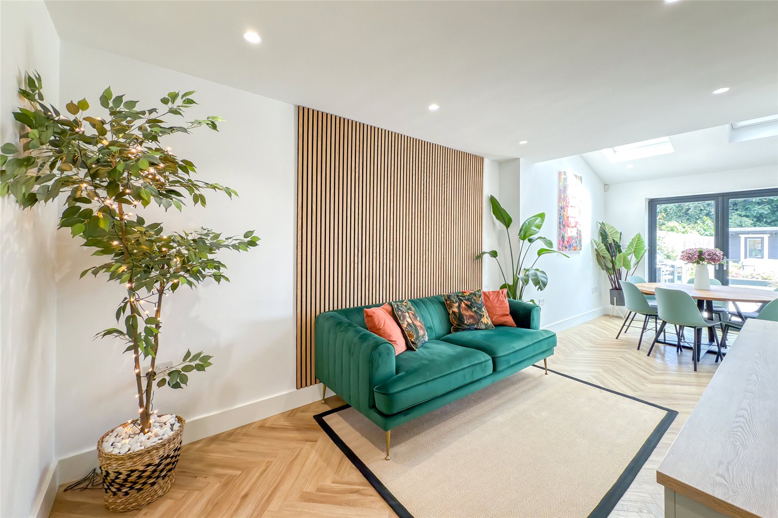 5 bed semi-detached house for sale in Alzey Gardens, Harpenden, Hertfordshire, AL5  - Property Image 17