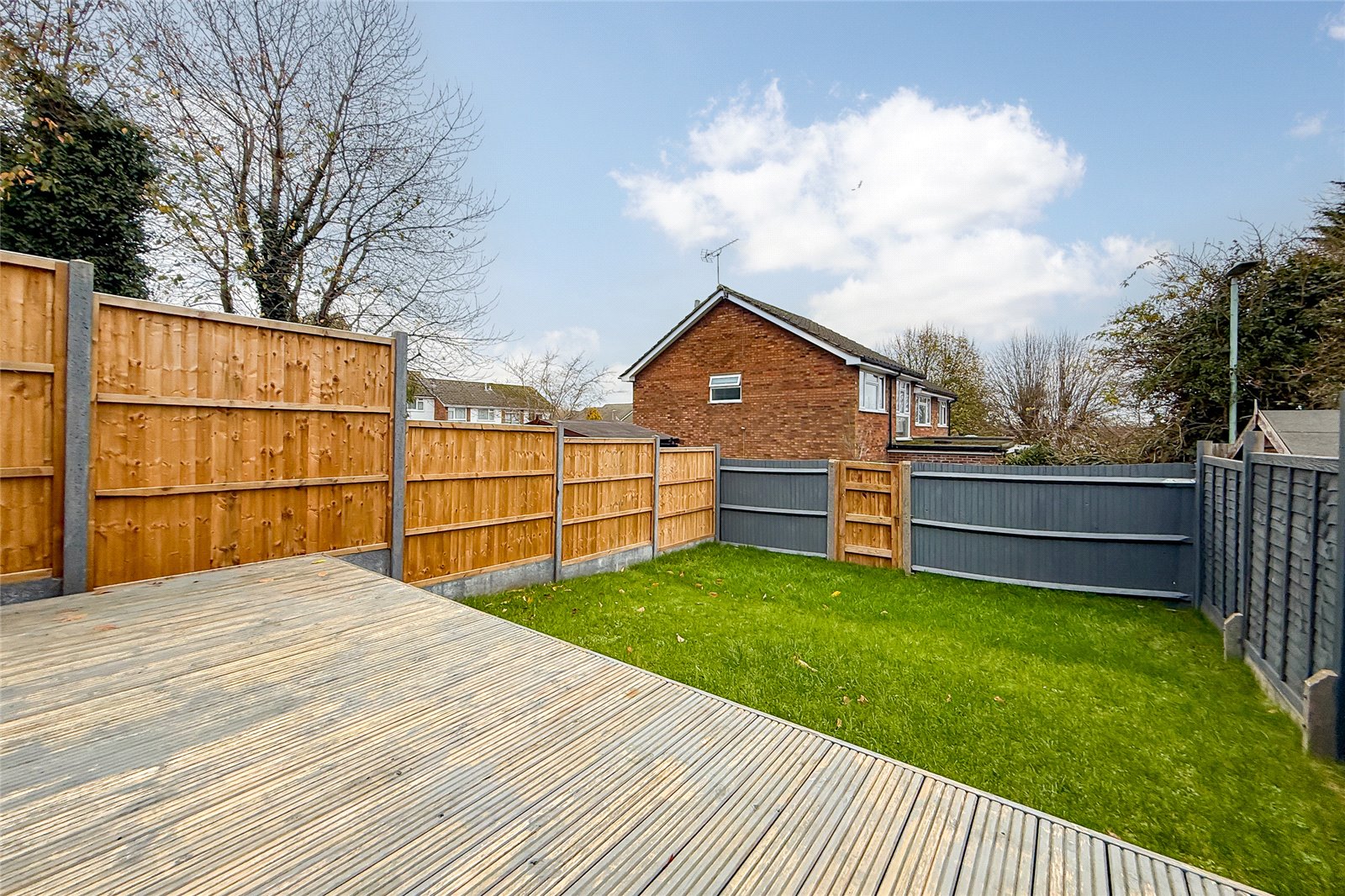 3 bed terraced house for sale in Wendover Close, Harpenden, Hertfordshire, AL5 - Property Image 12